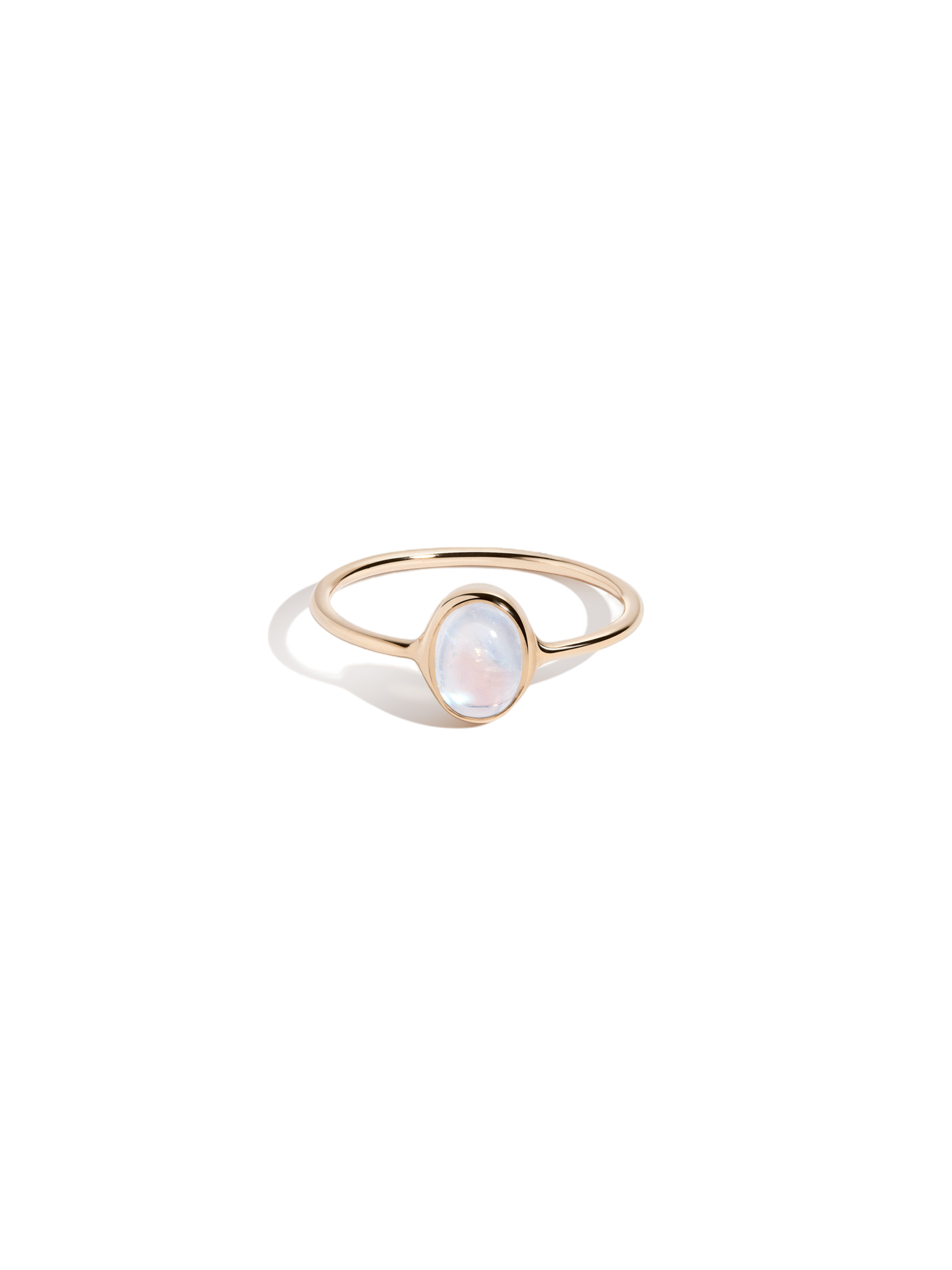 Oval moonstone ring