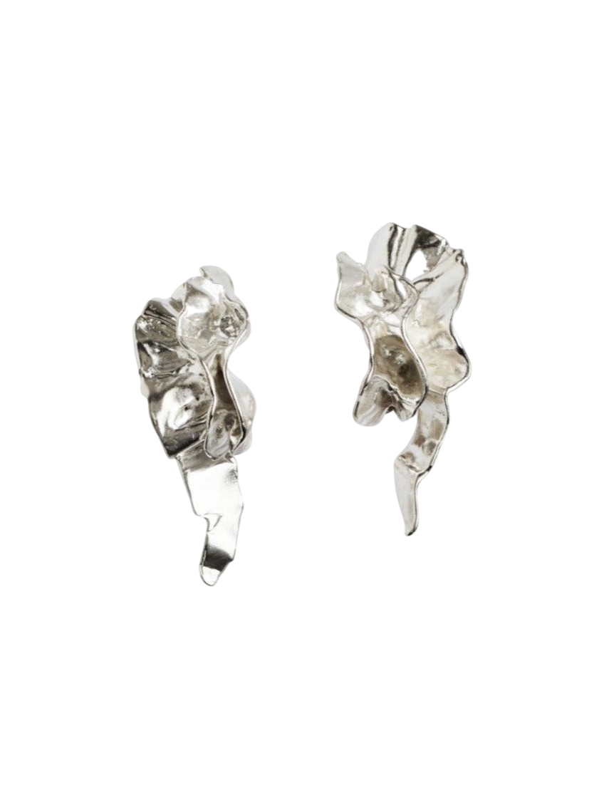 Manus Earrings photo