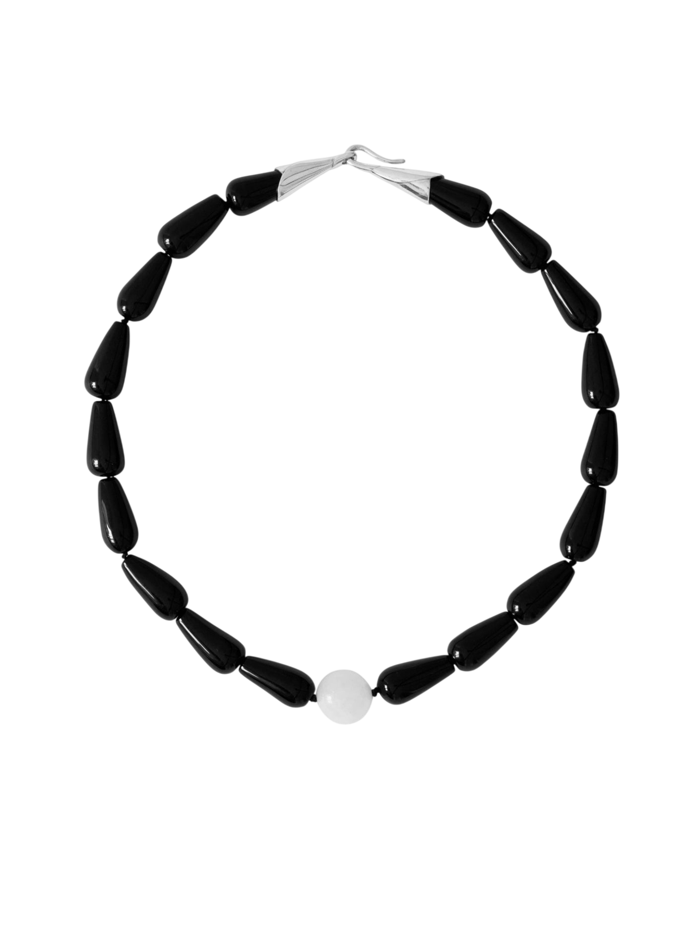 Cloud Noir Necklace photo