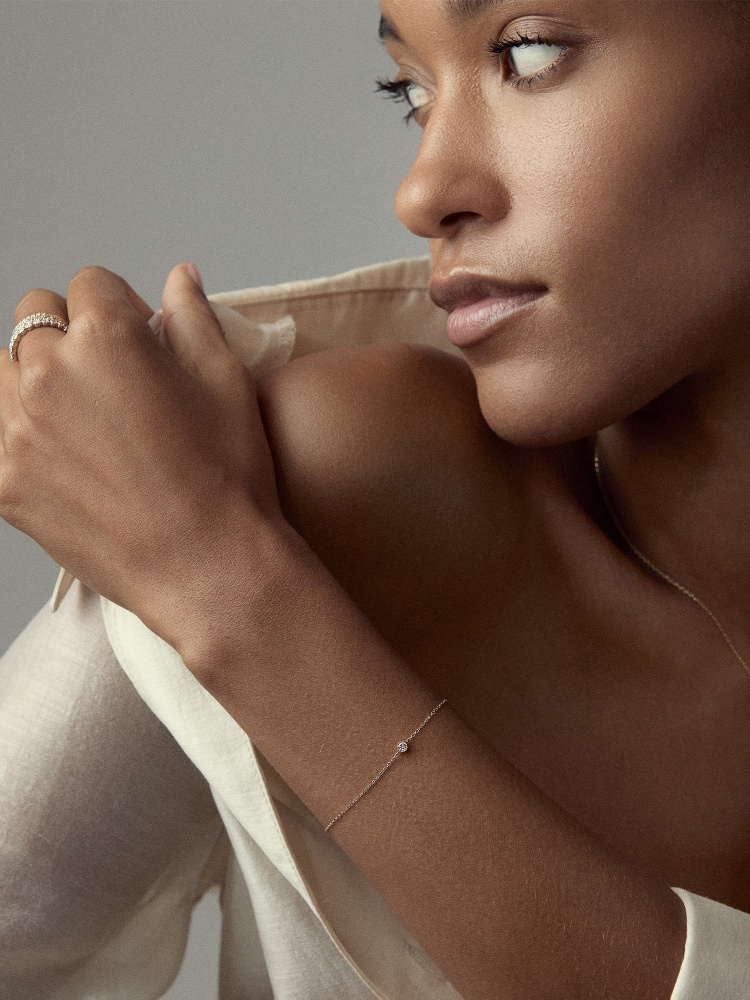 Lab-grown solitaire diamond bracelet