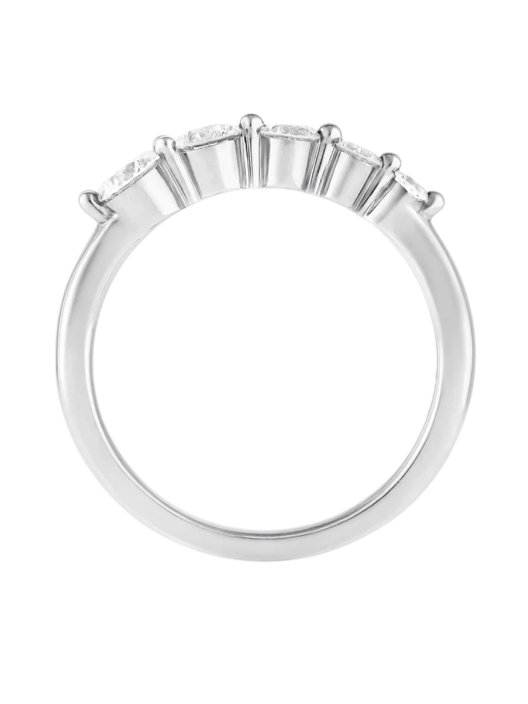 Shuga lab-grown diamond graduated ring