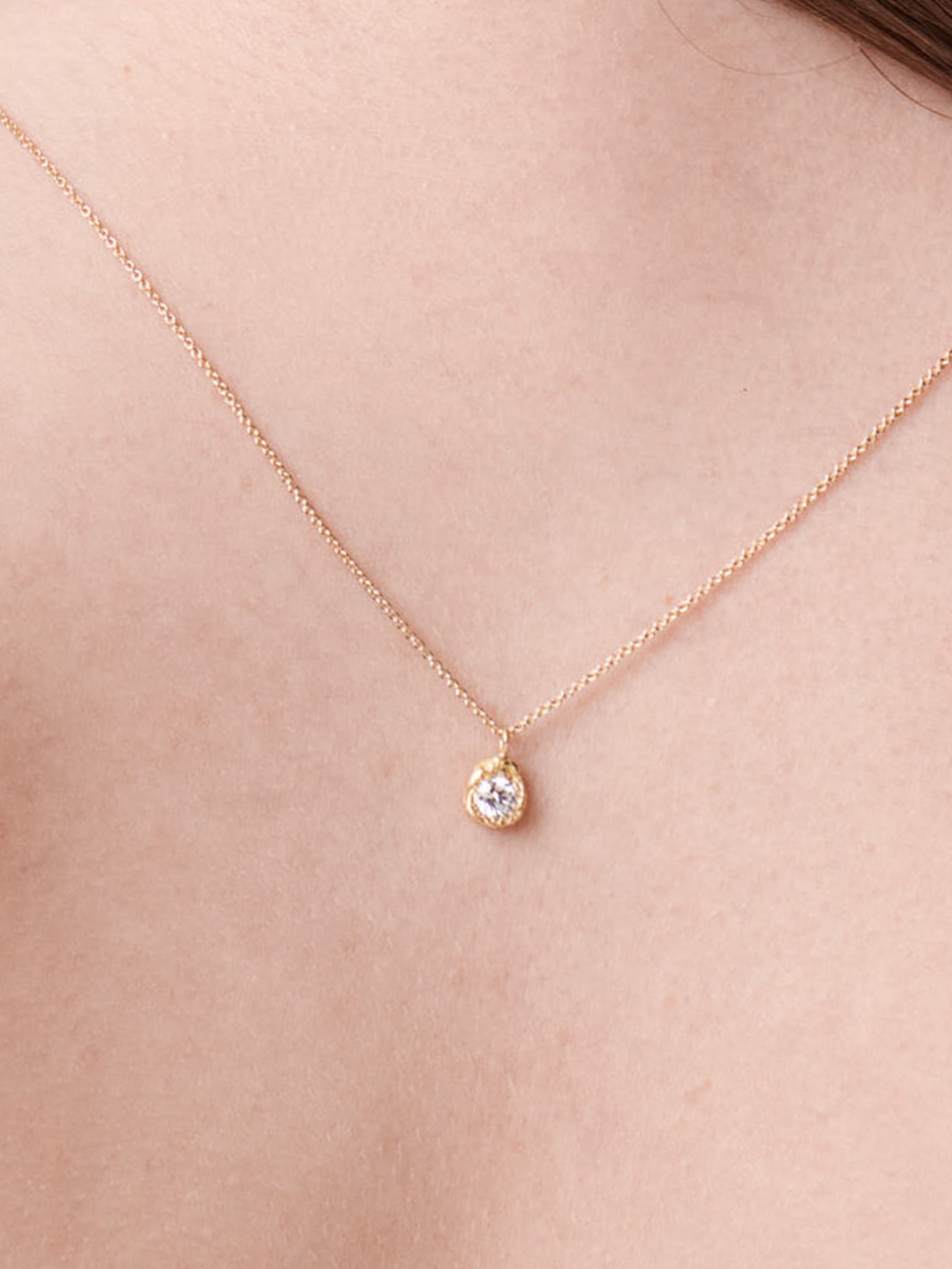 simple solitaire necklace