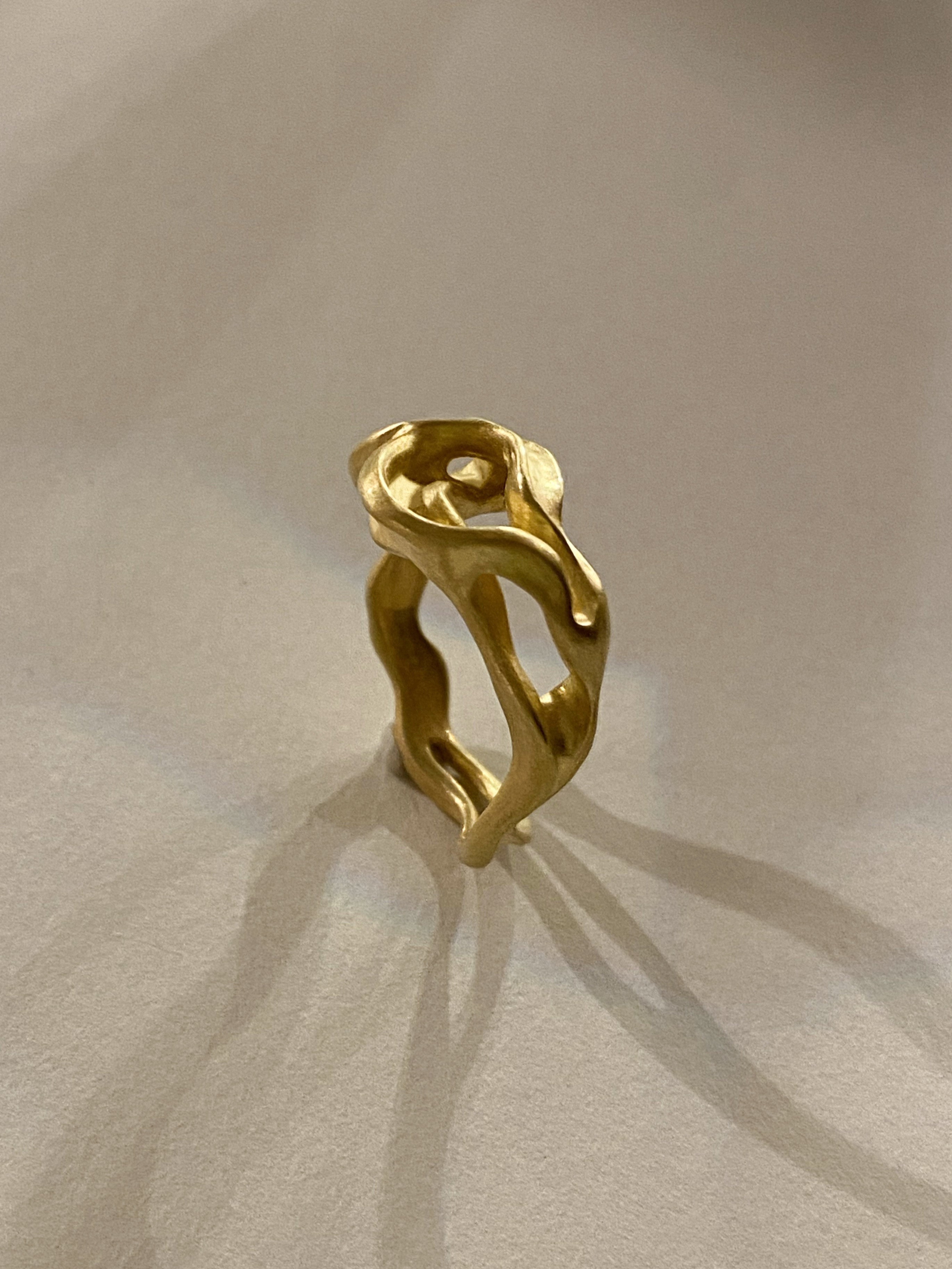 Iris Ring