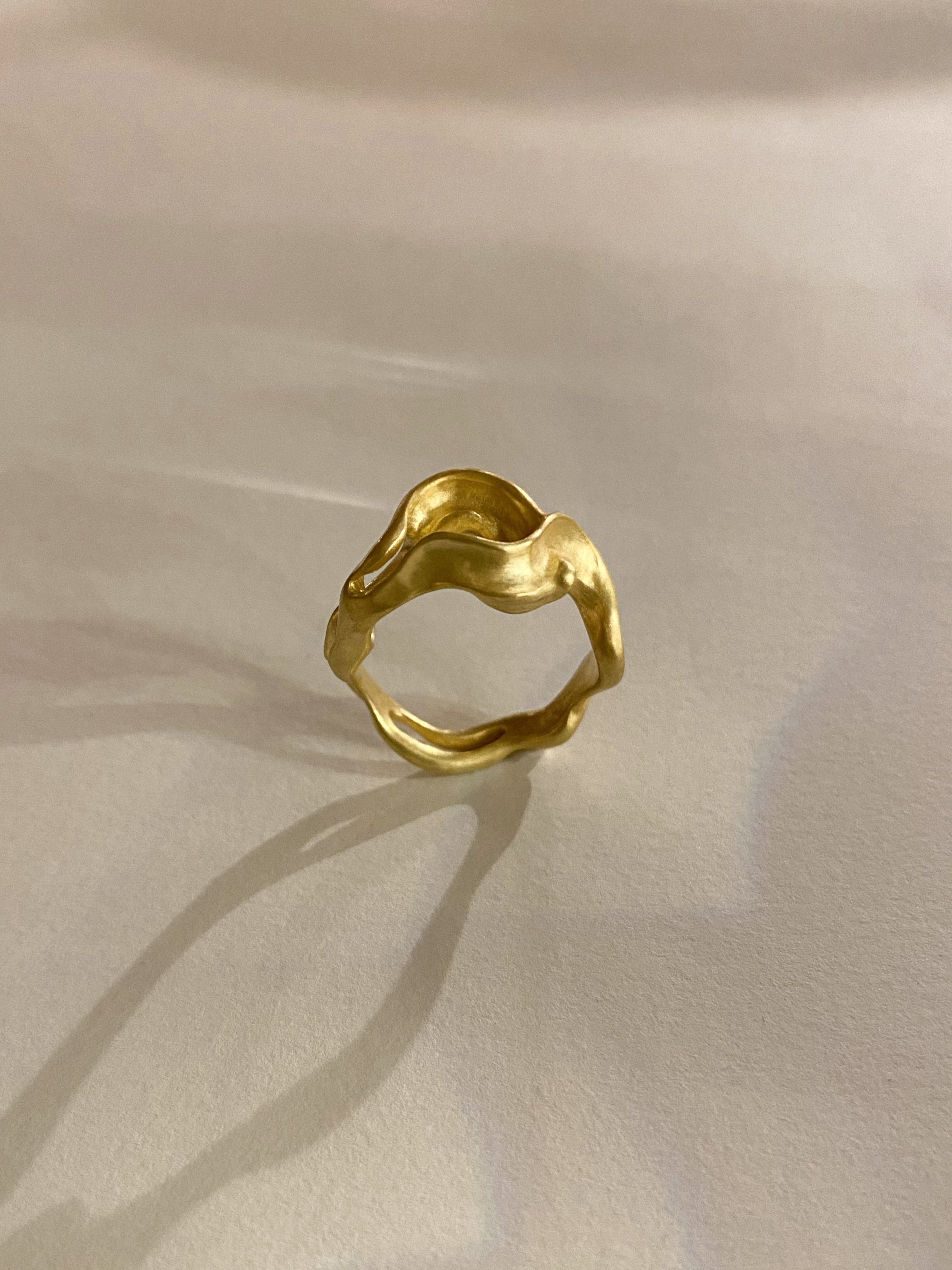 Iris Ring
