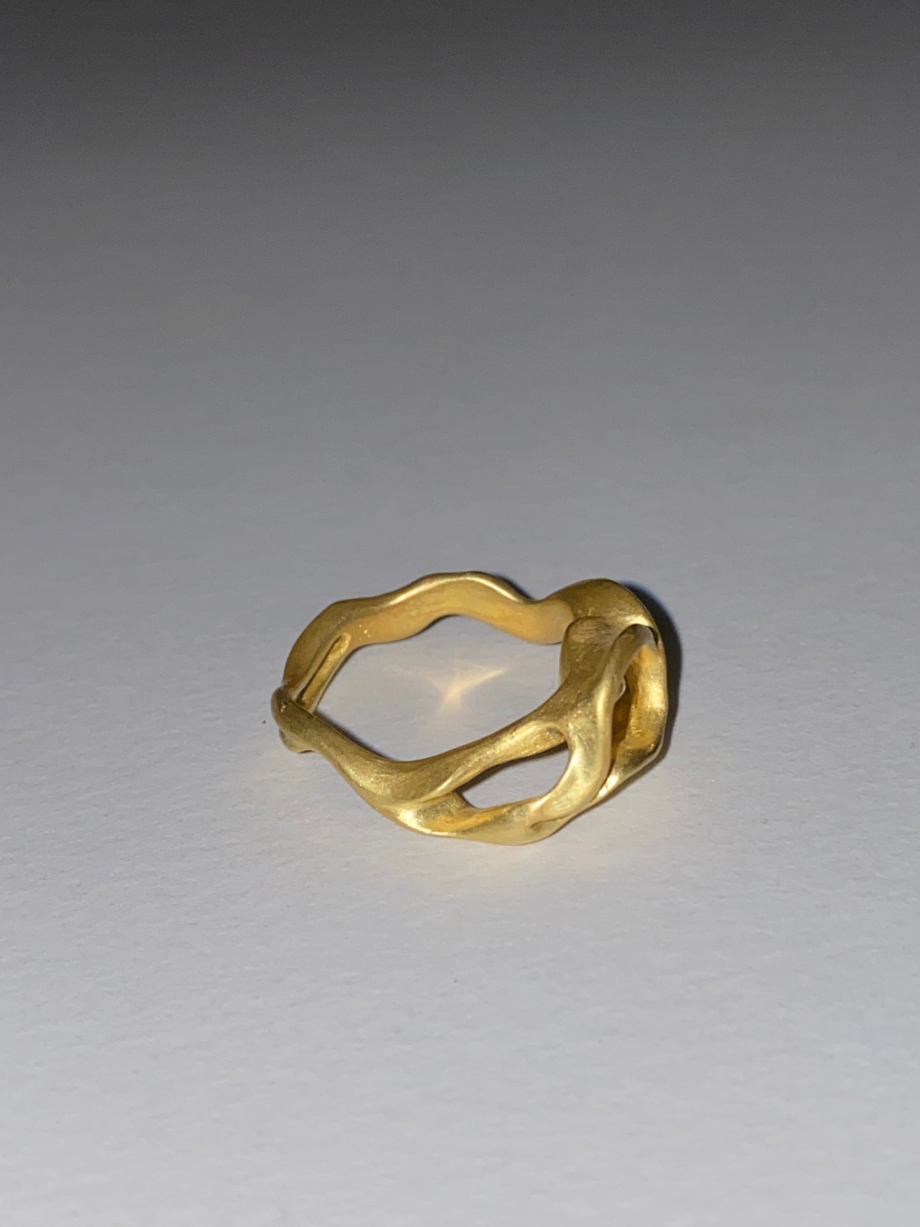 Iris Ring