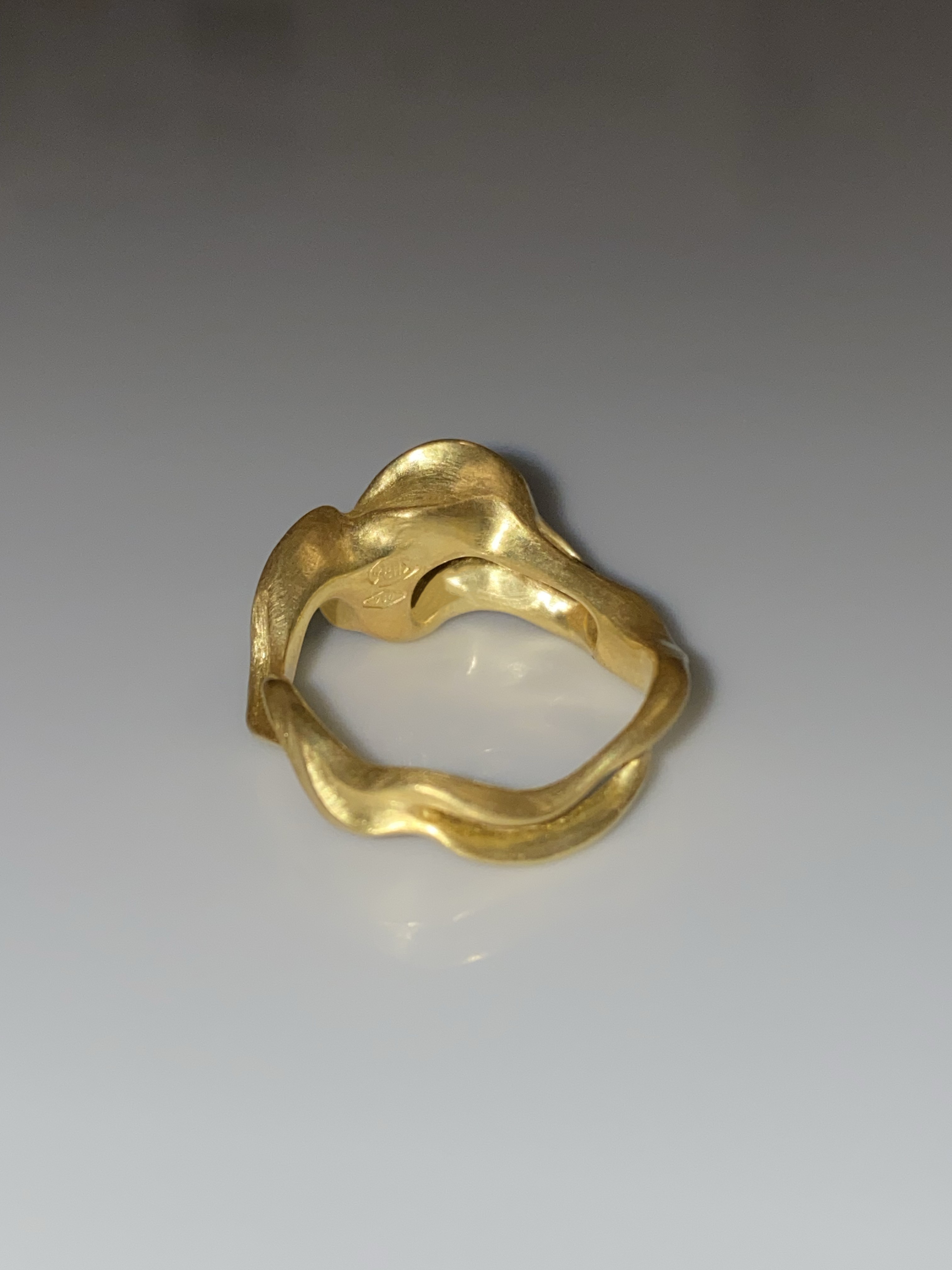 Iris Ring