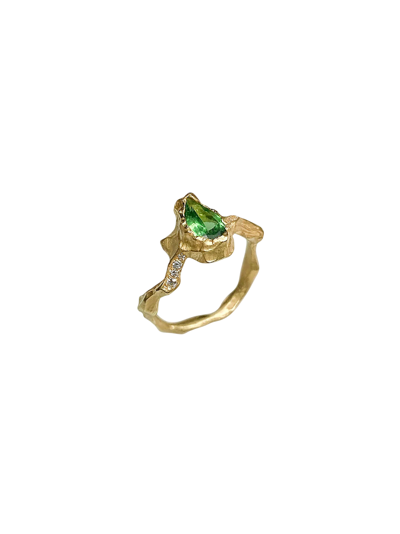 Cay Ring With Tsavorite & Diamonds