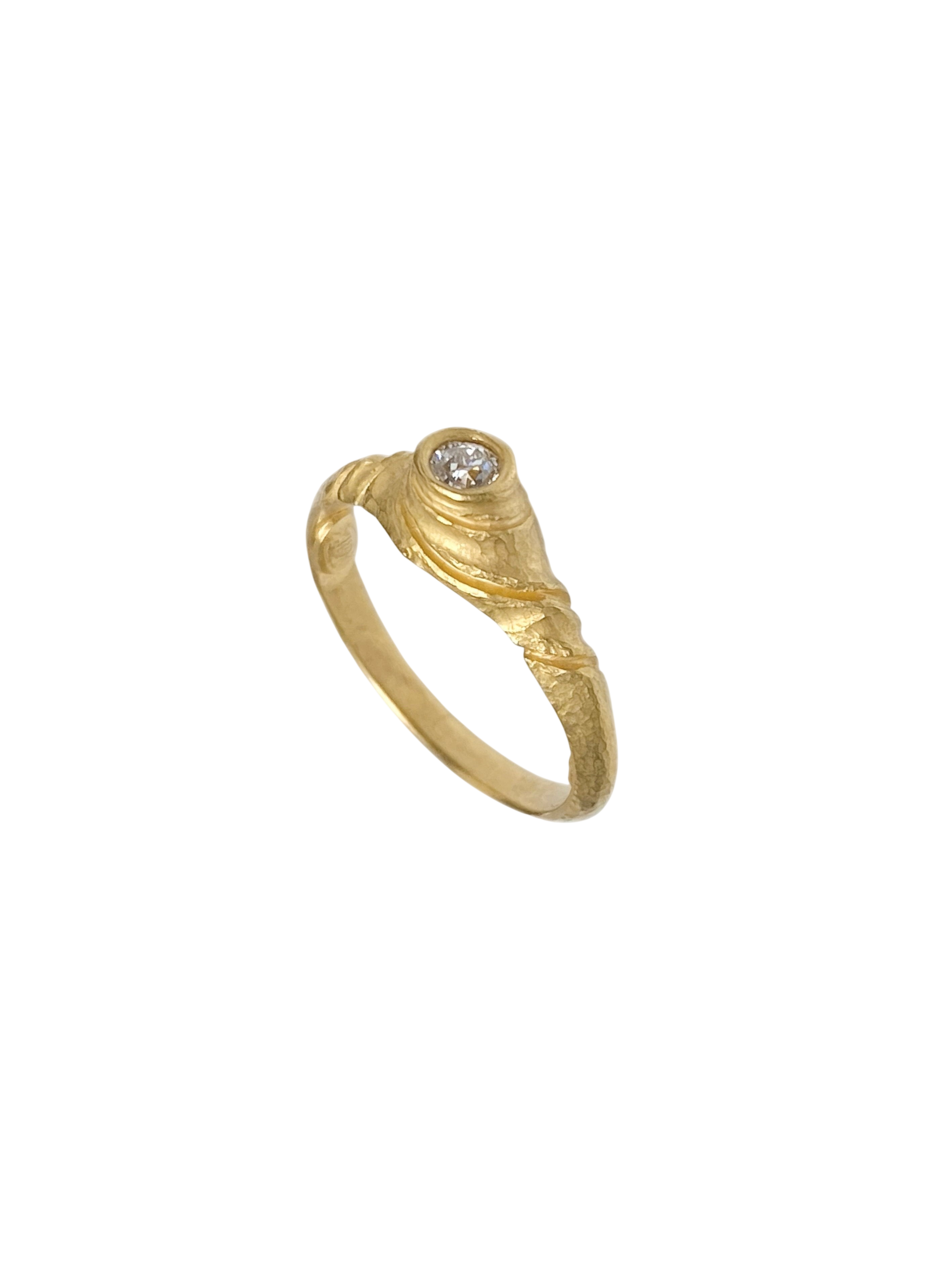 Swirl Ring — Diamond photo