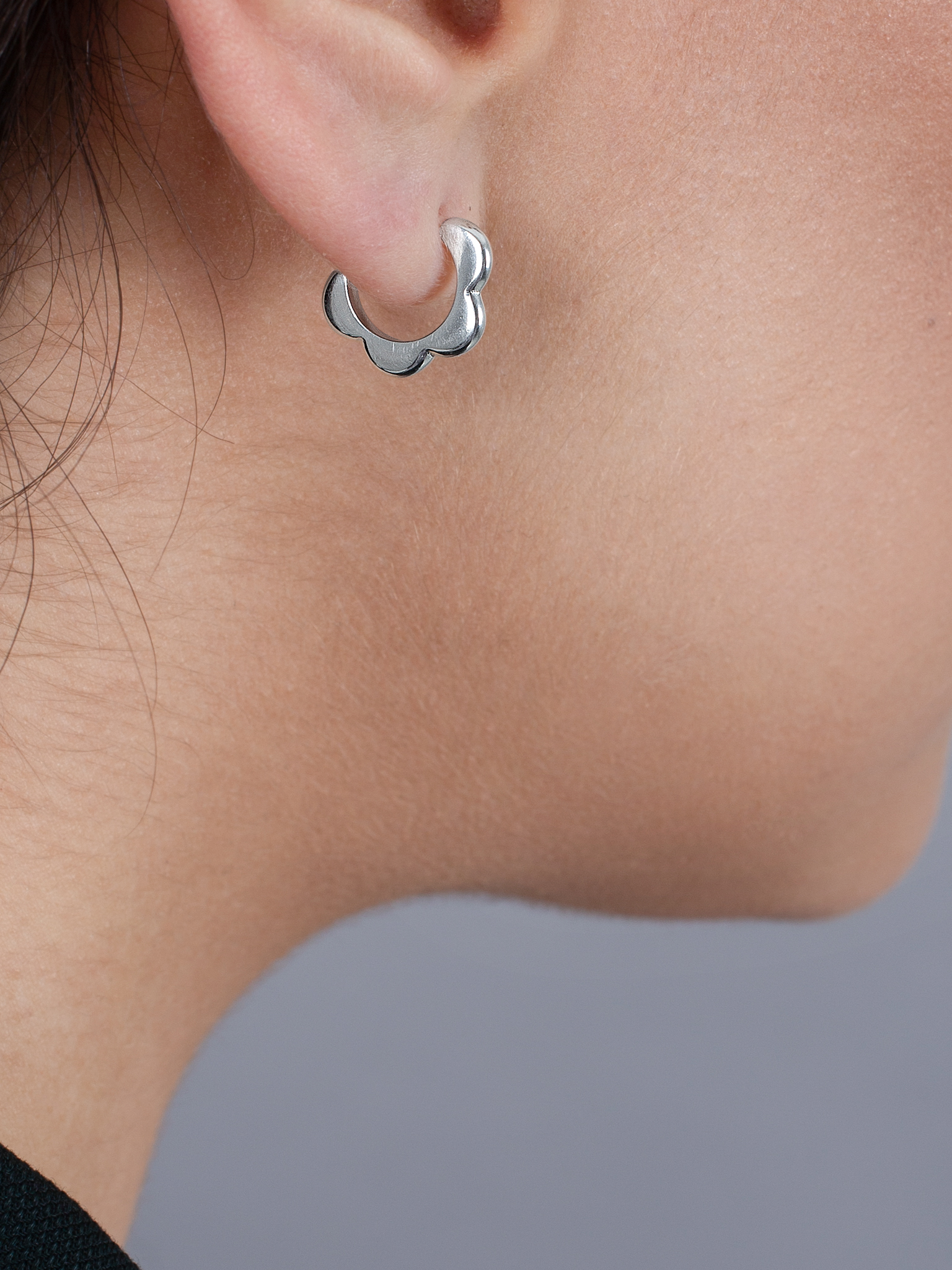 Bloom hoop earrings
