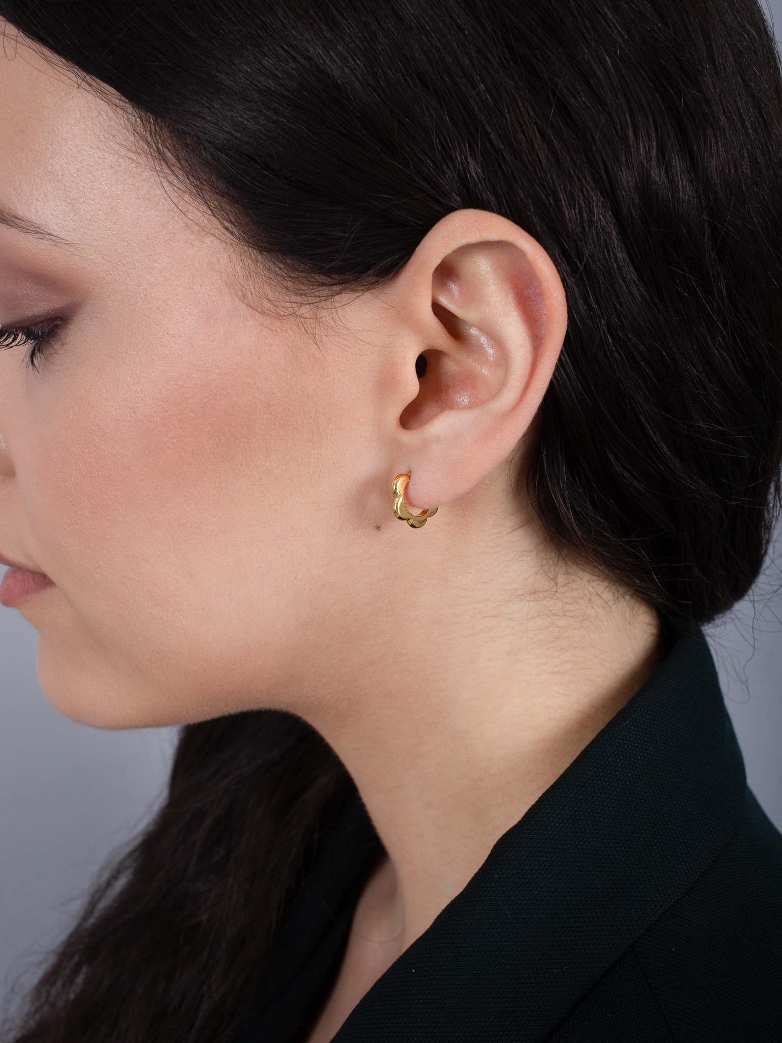 Bloom hoop earrings