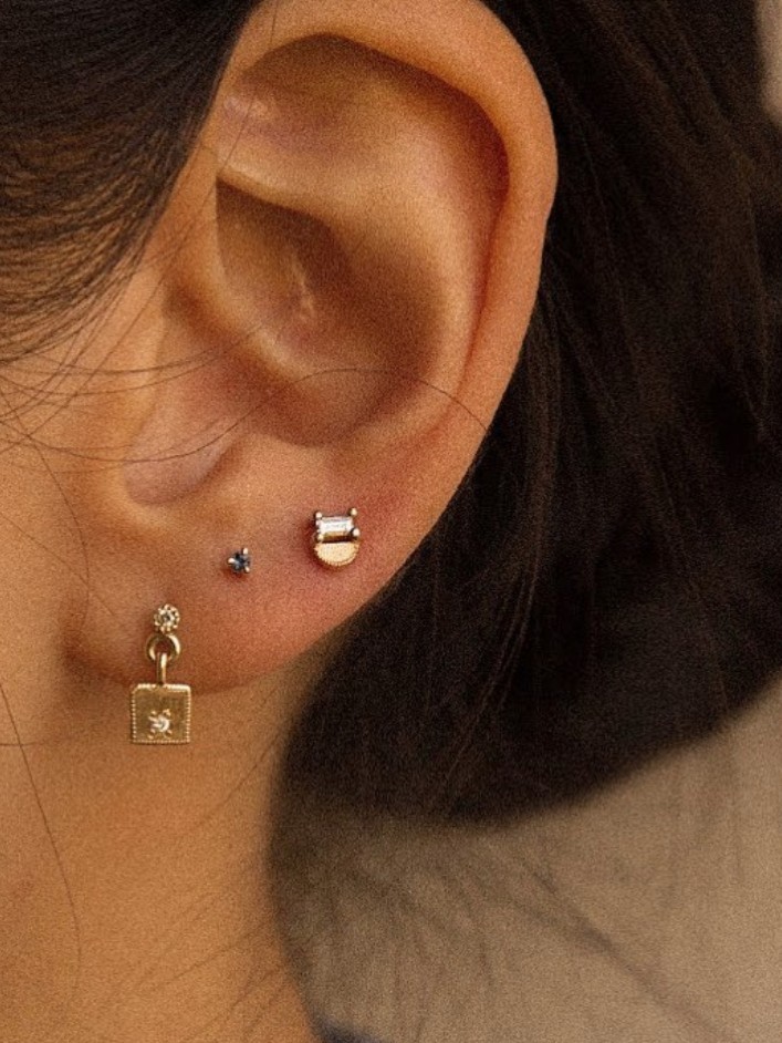 Baguette Half Moon Stud (Single)