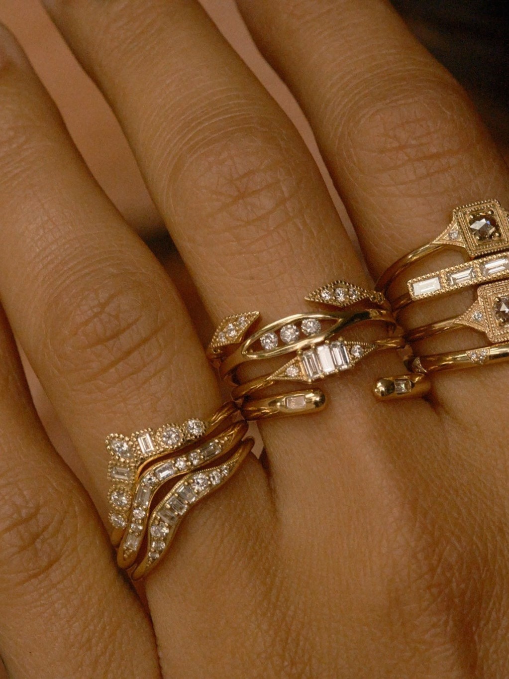 Diamond Intermezzo Arch Band photo