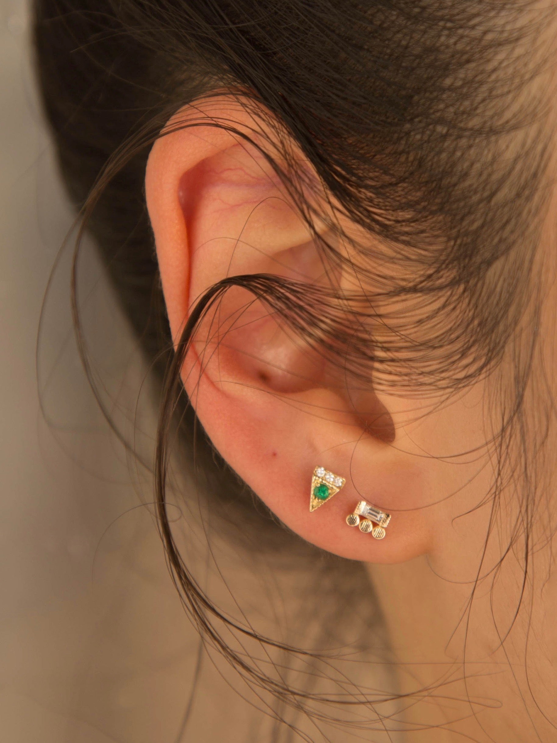 Baguette 3 Dot Stud (Single)
