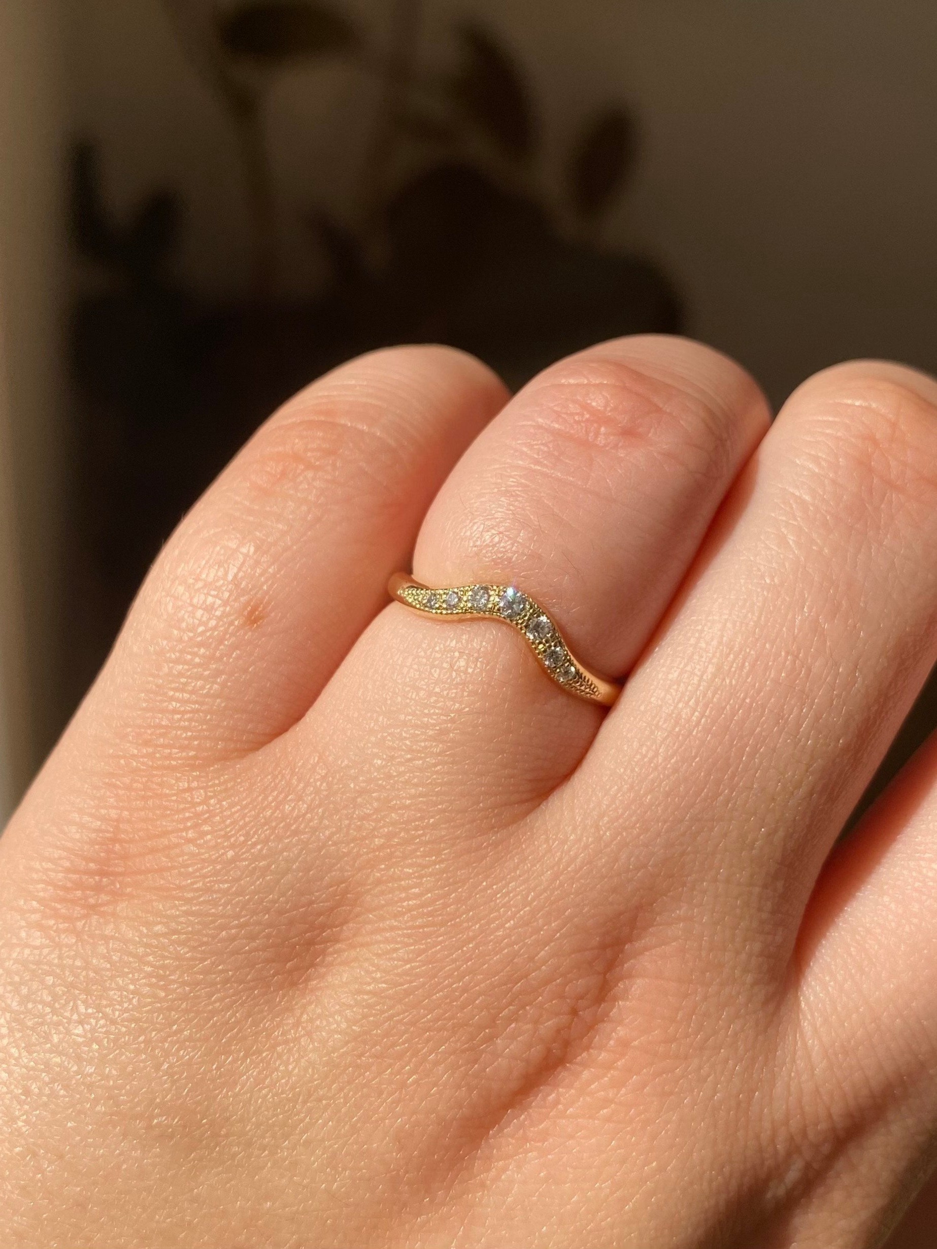 Chubby Diamond Wave Band
