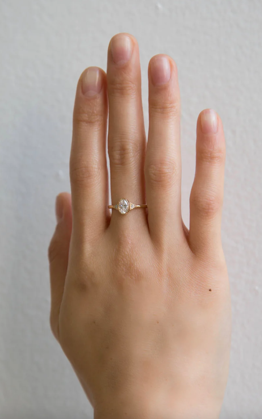 Diamond Oval Deco Ring