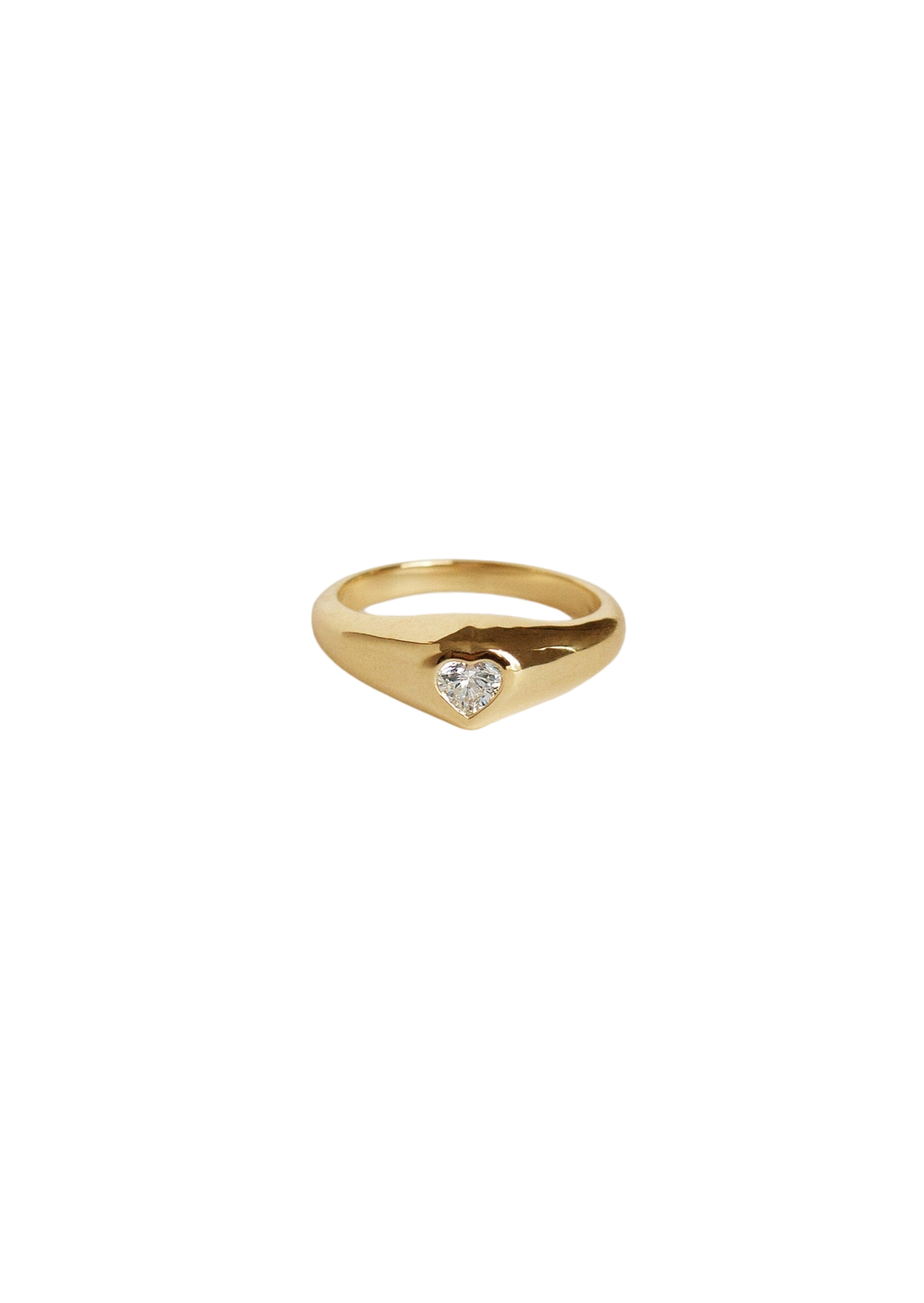 Heart signet ring diamond