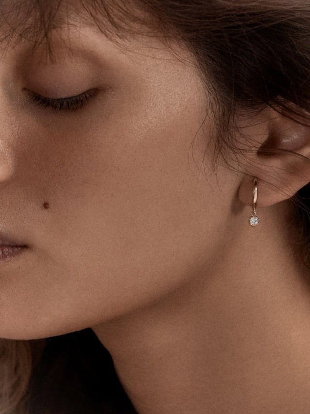 Kara Huggie Earrings Diamond