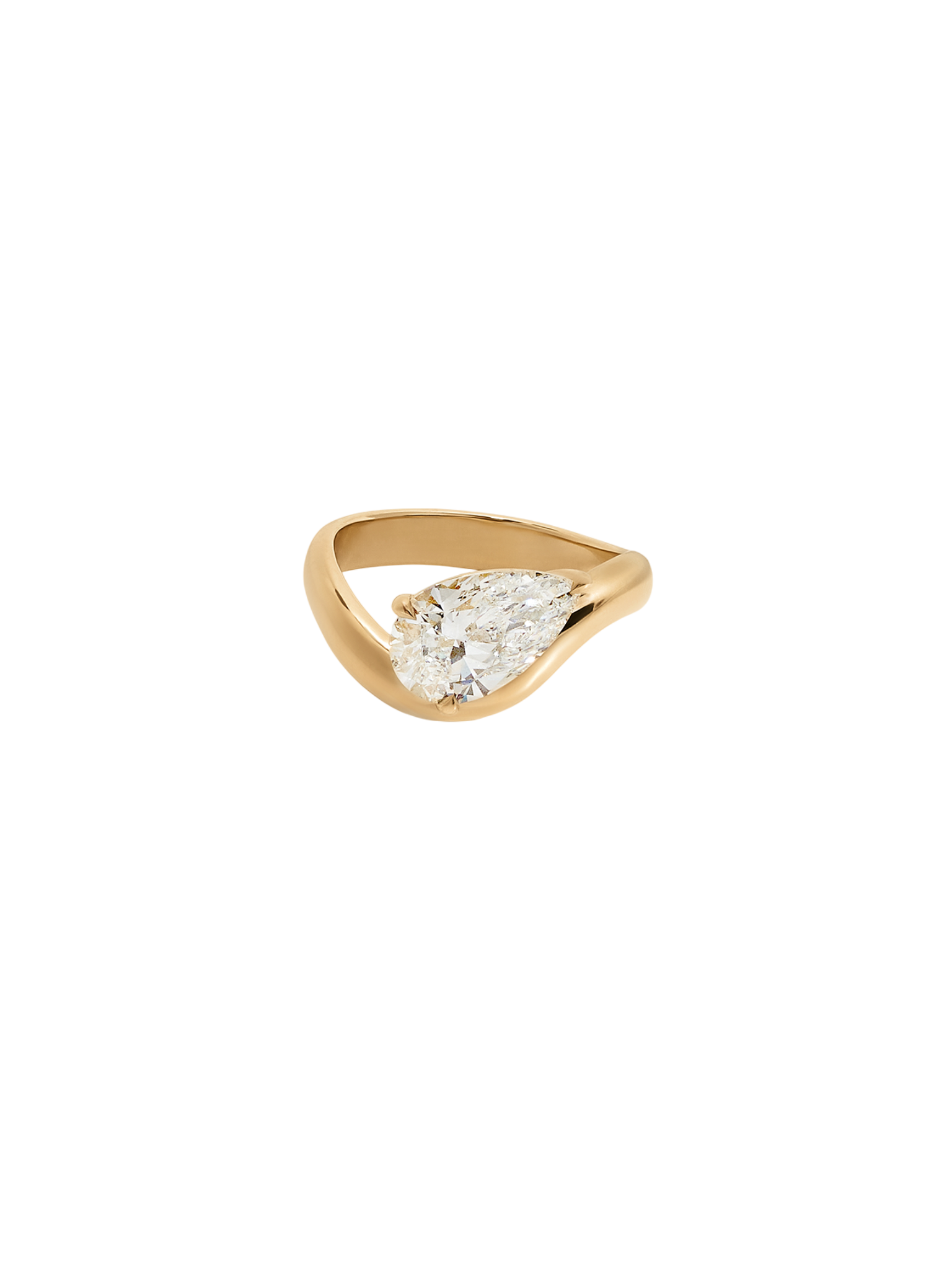 Kira pear ring diamond