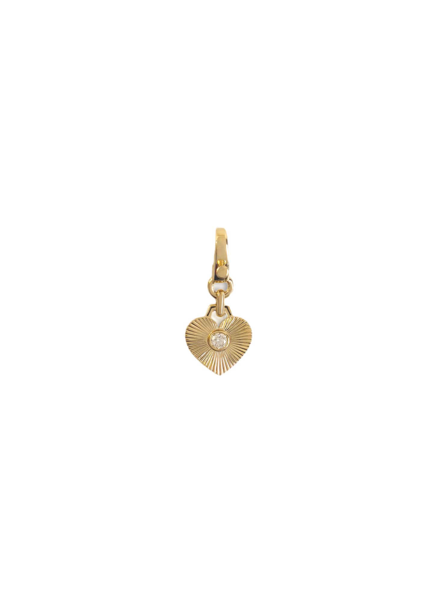 Petite diamond ribbed heart pendant