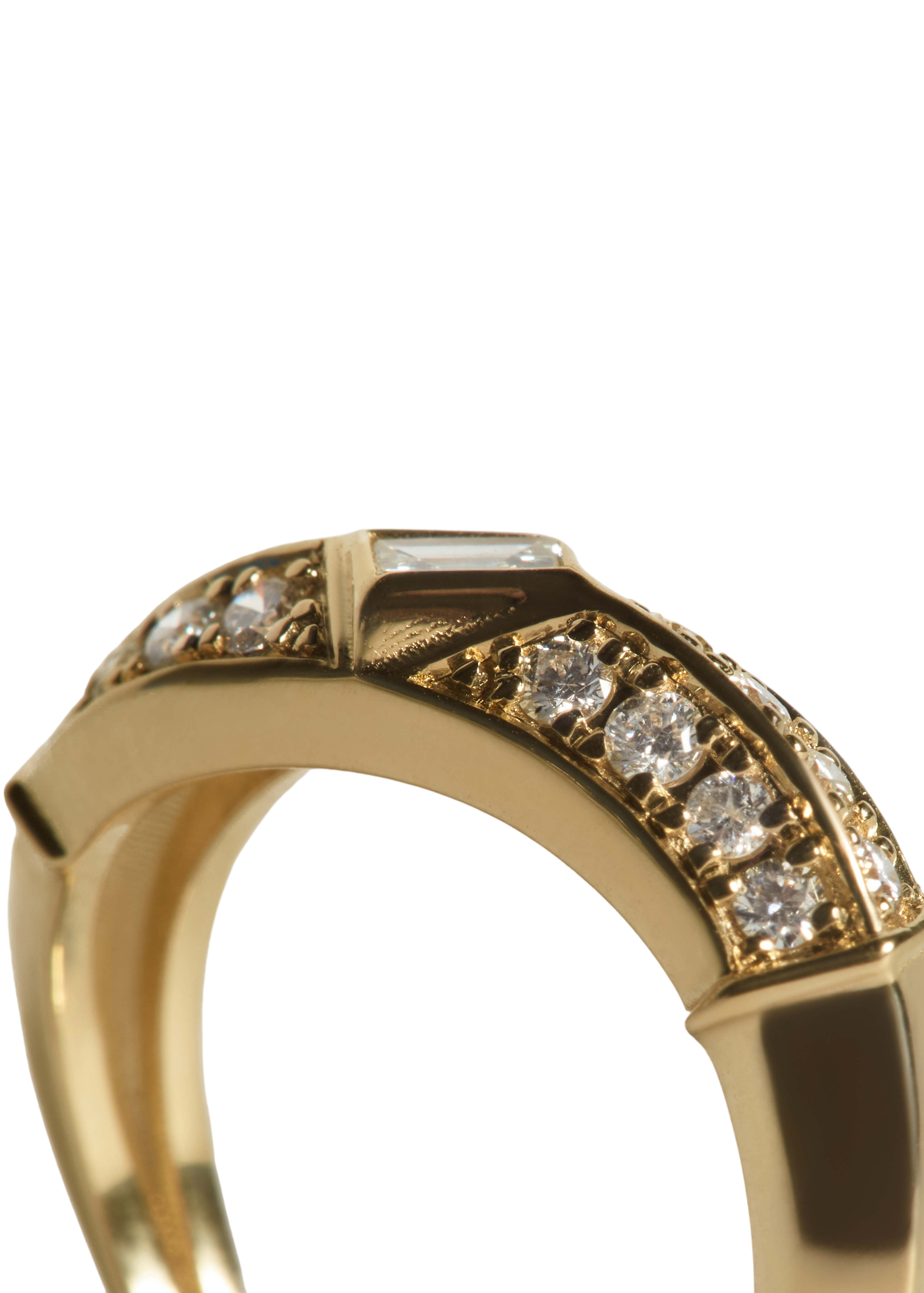 Franco curved ring diamond