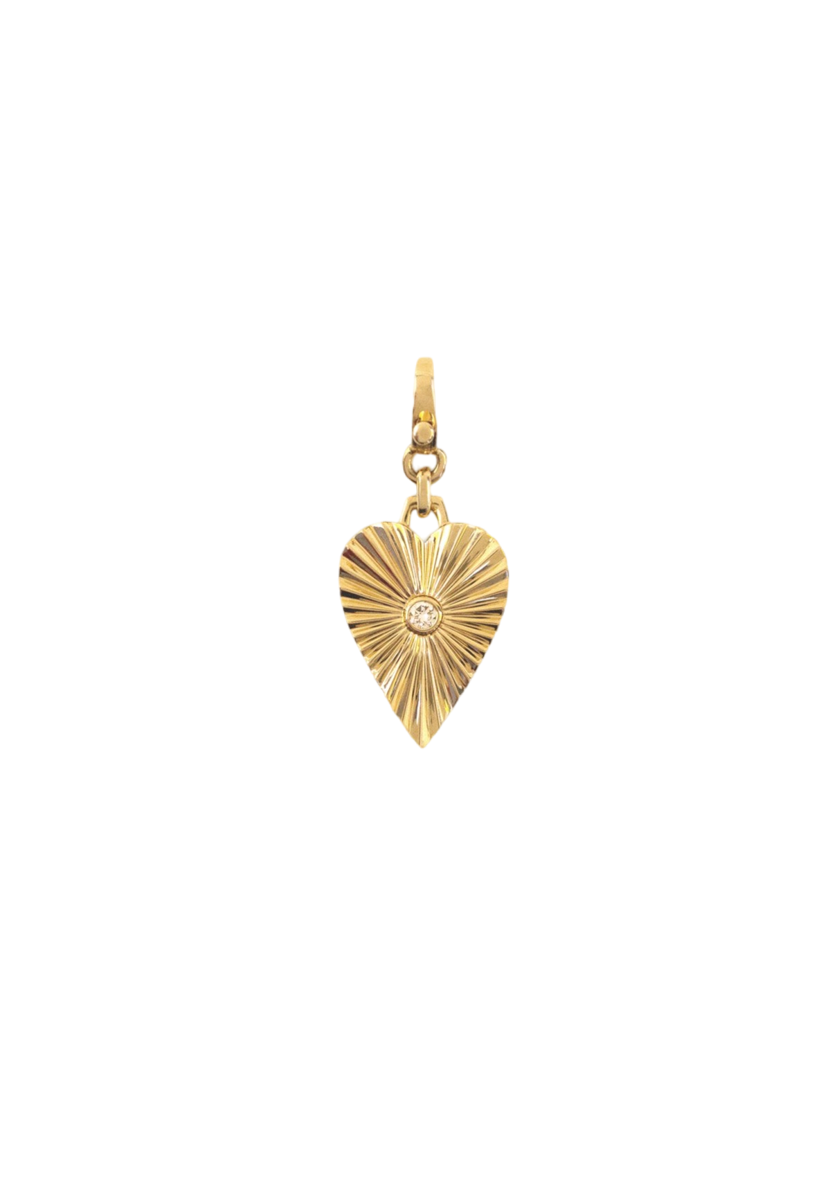 Ribbed heart pendant diamond