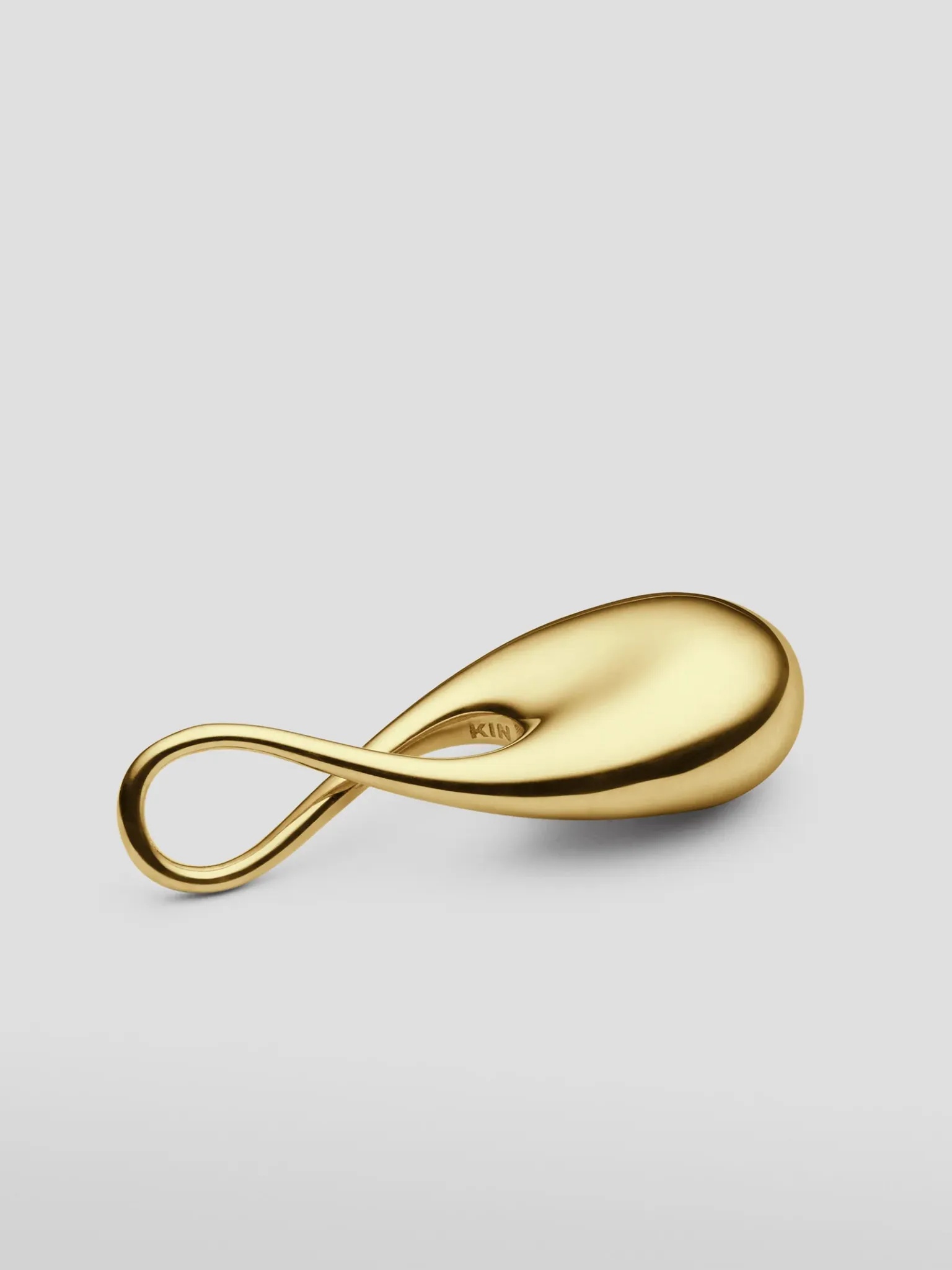 Doric Pendant