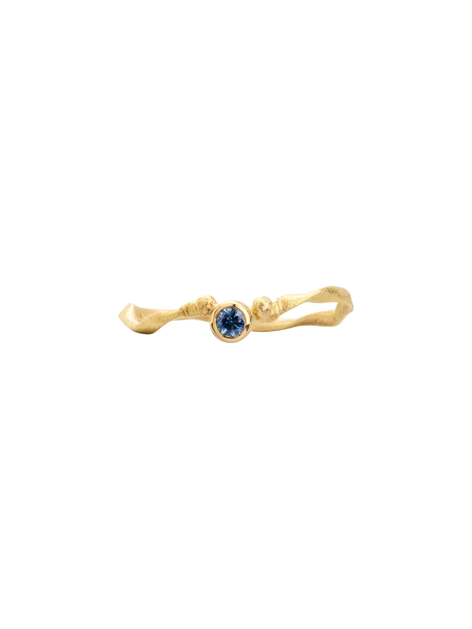 Flair blue sapphire ring