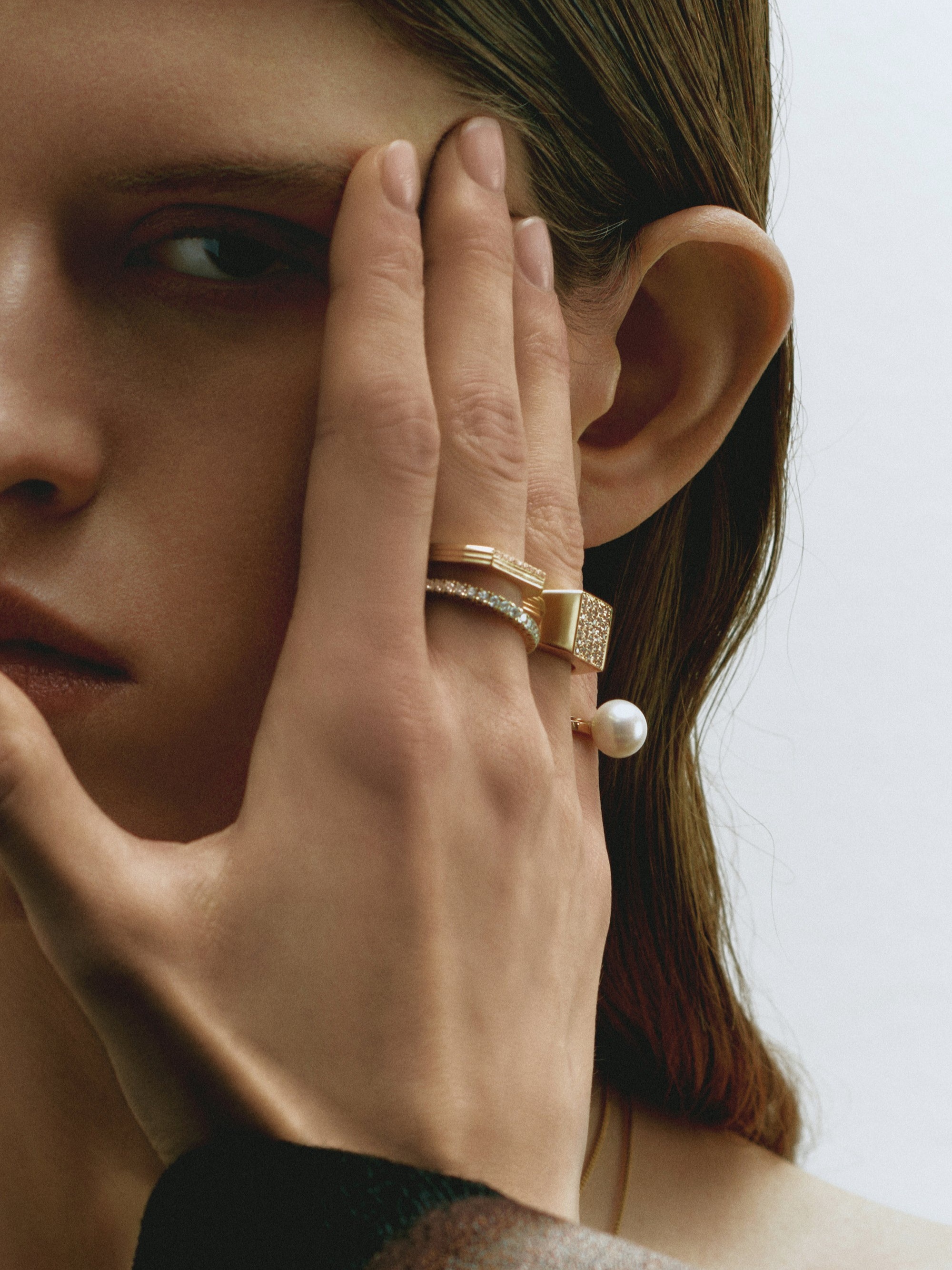 LVK Anthology Ring 08 18K Yellow Gold