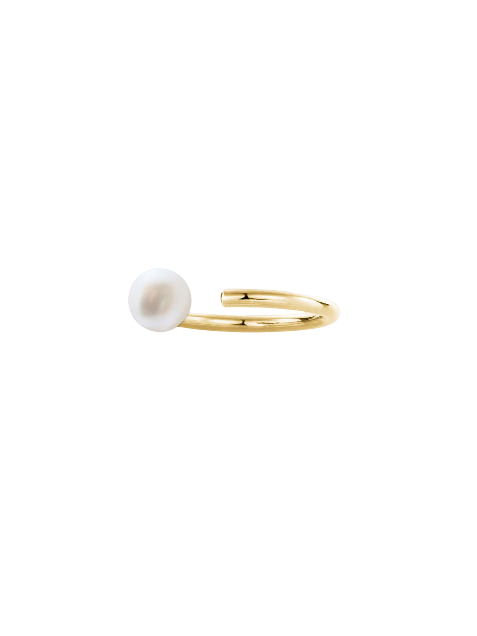 Pearl ring by Nayestones | Finematter