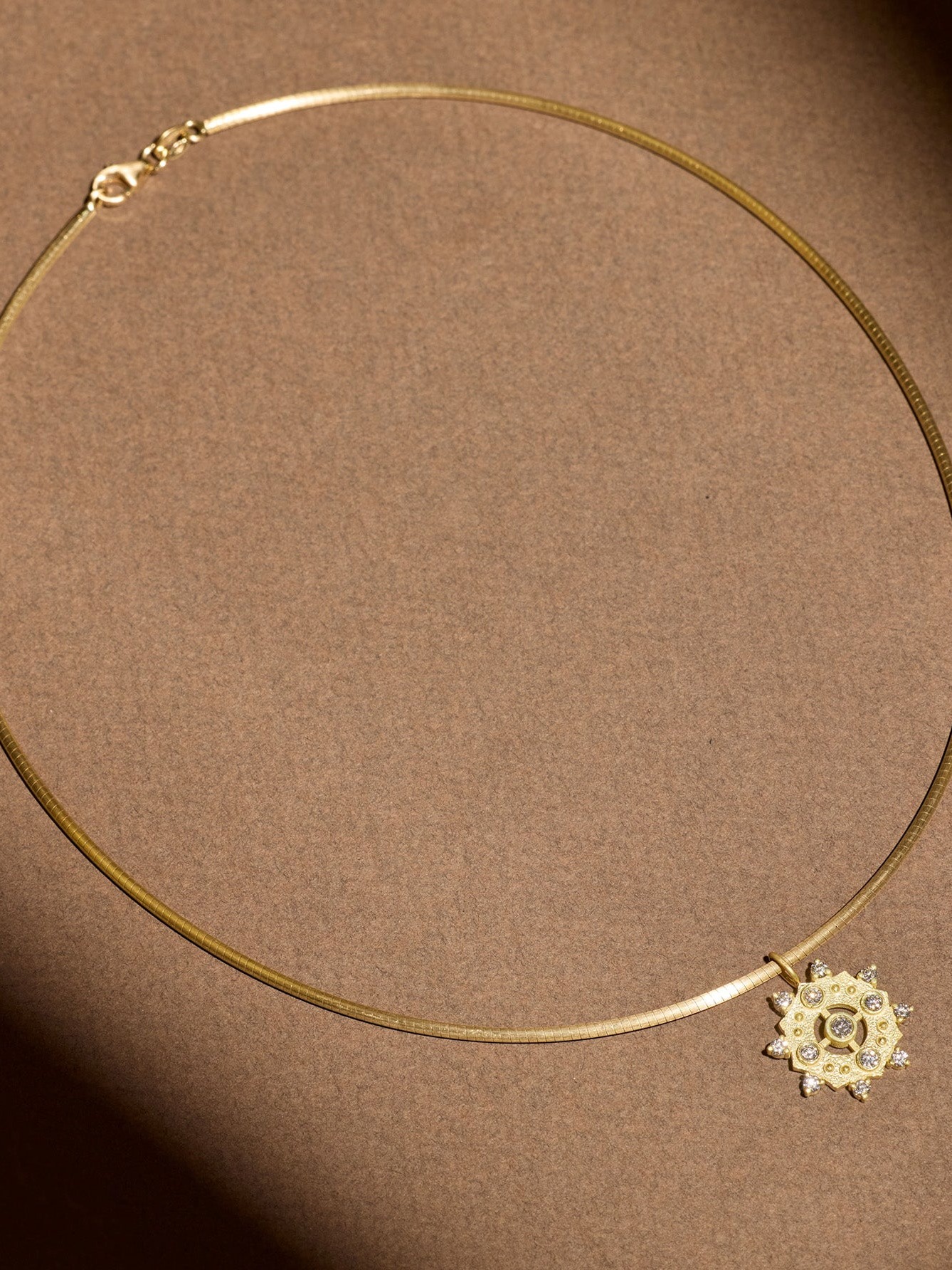 Chains | Omega