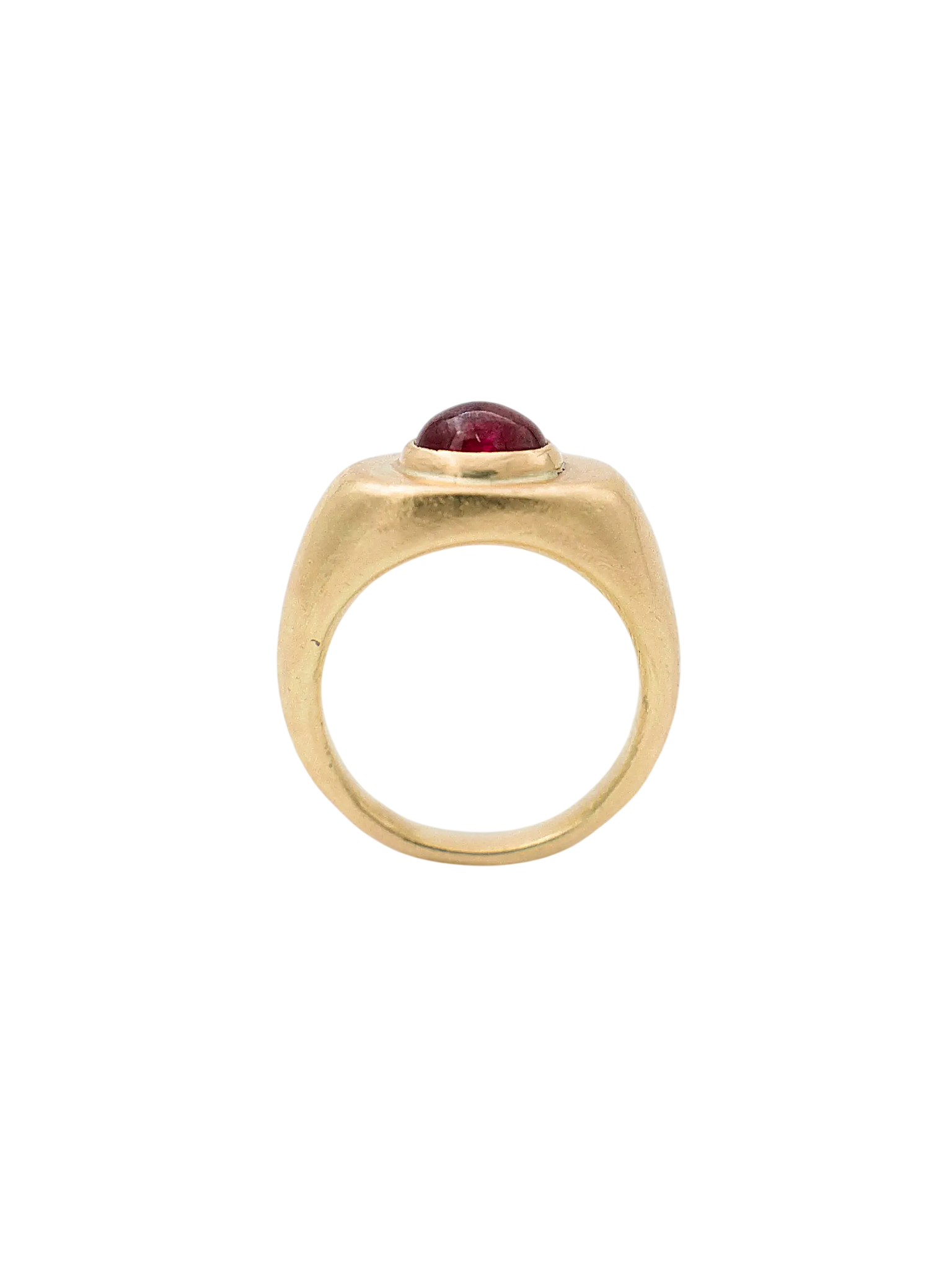 Signet ring with Cabouchon Ruby 18 ct gold