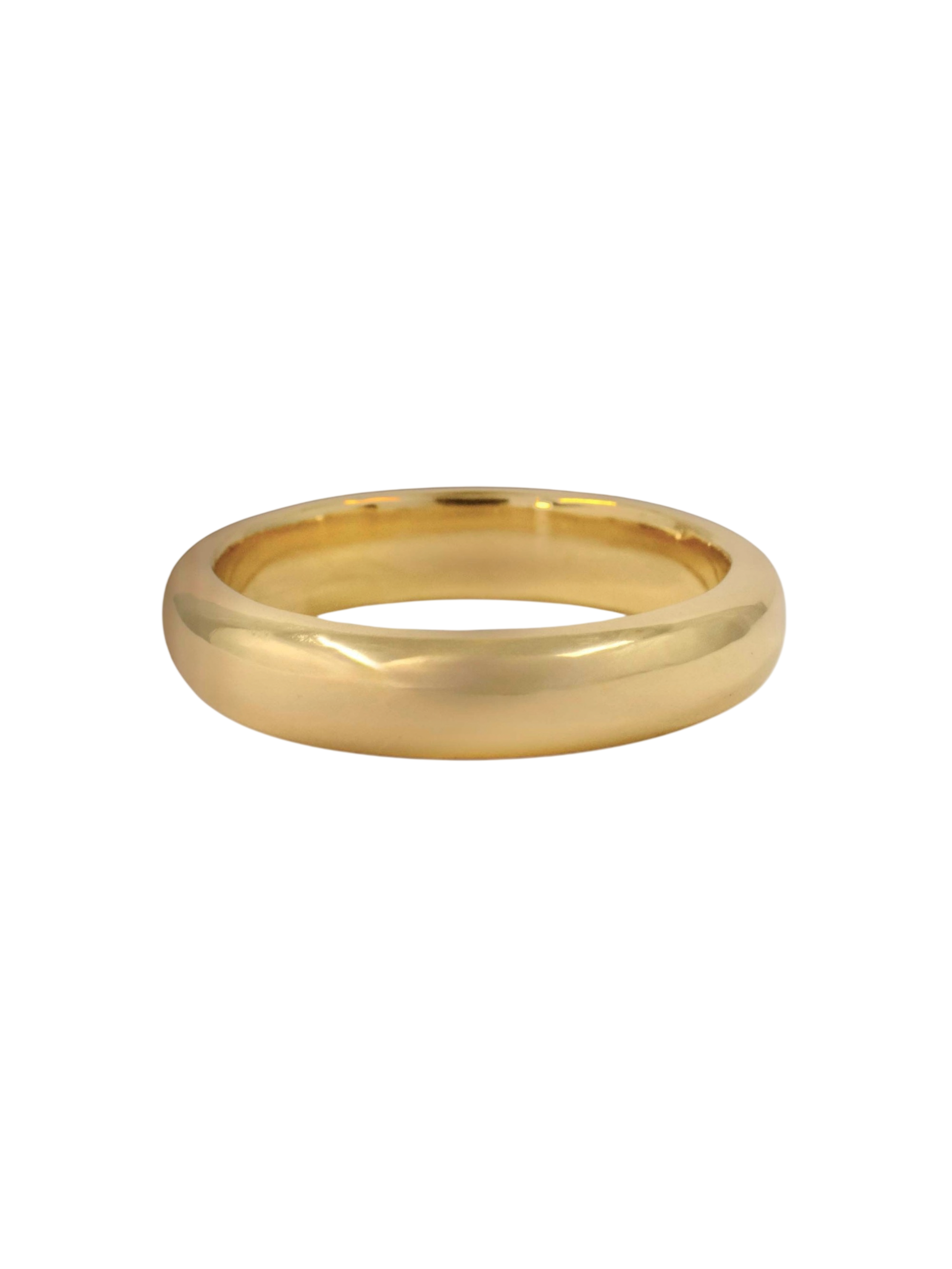 Round wedding band photo