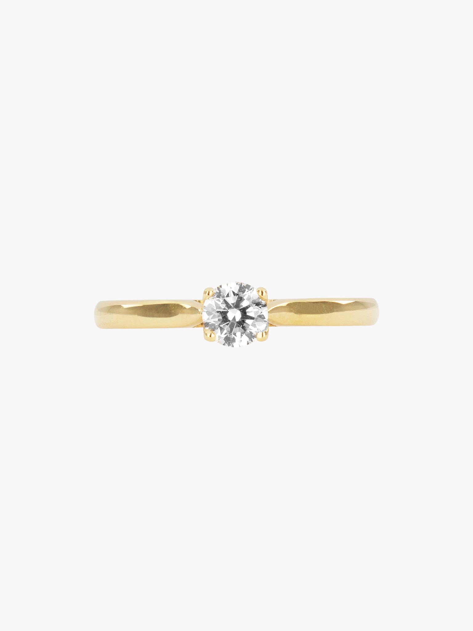 Solitaire diamond ring 