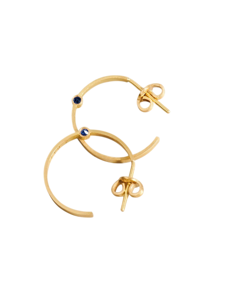 Cassini Hoops in blue sapphire S