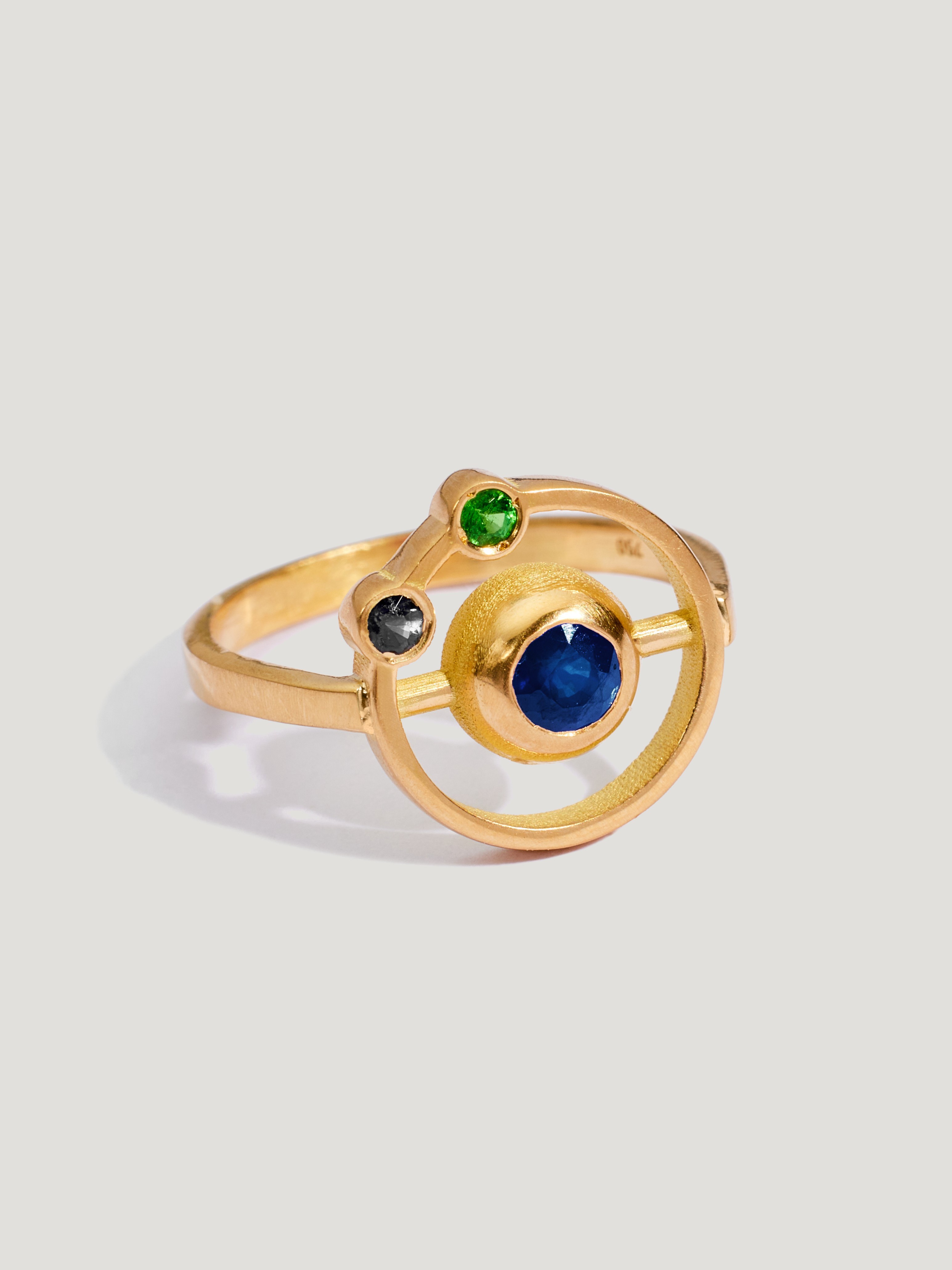 Cronus ring in blue sapphire