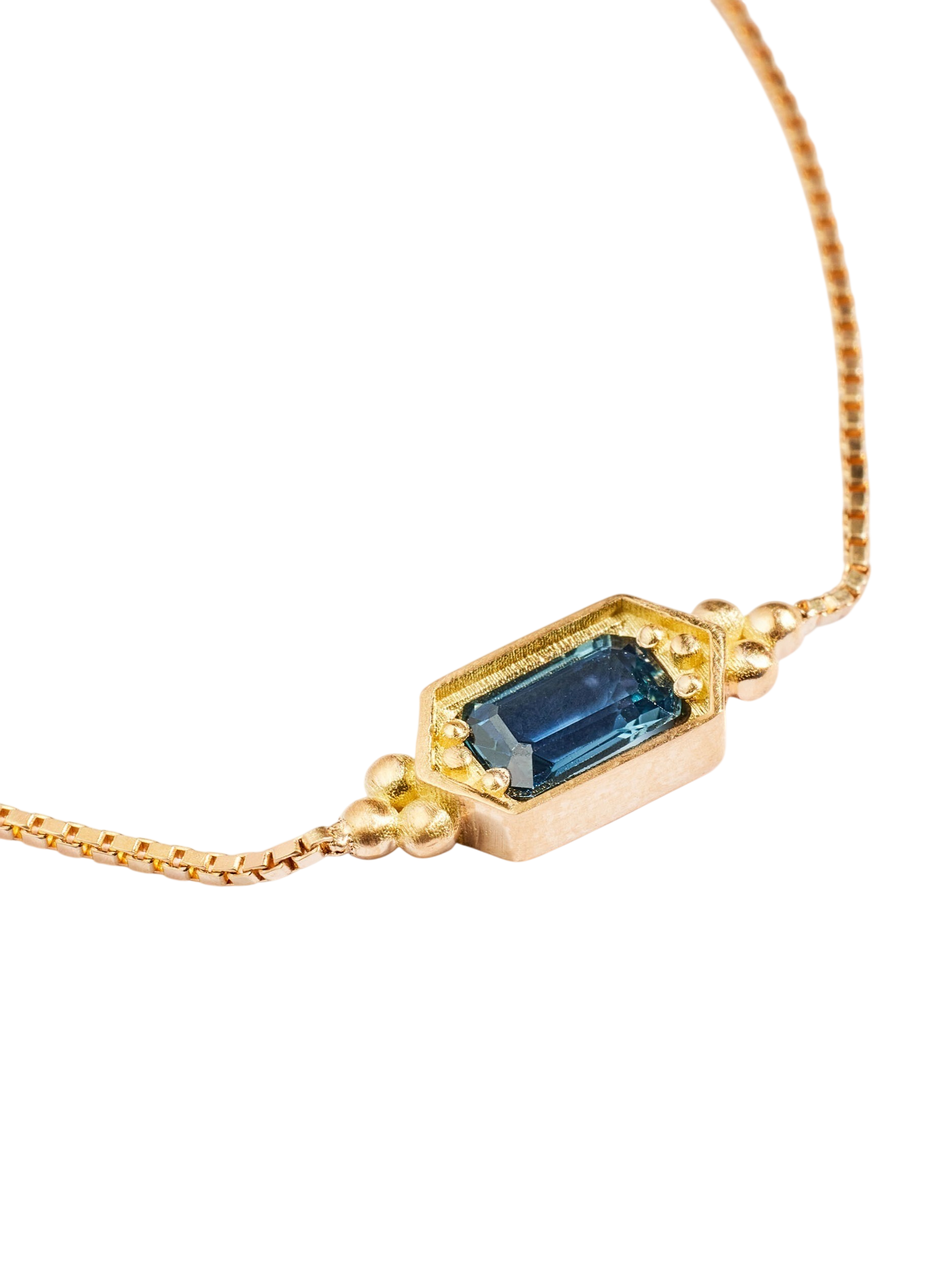 Pithos necklace