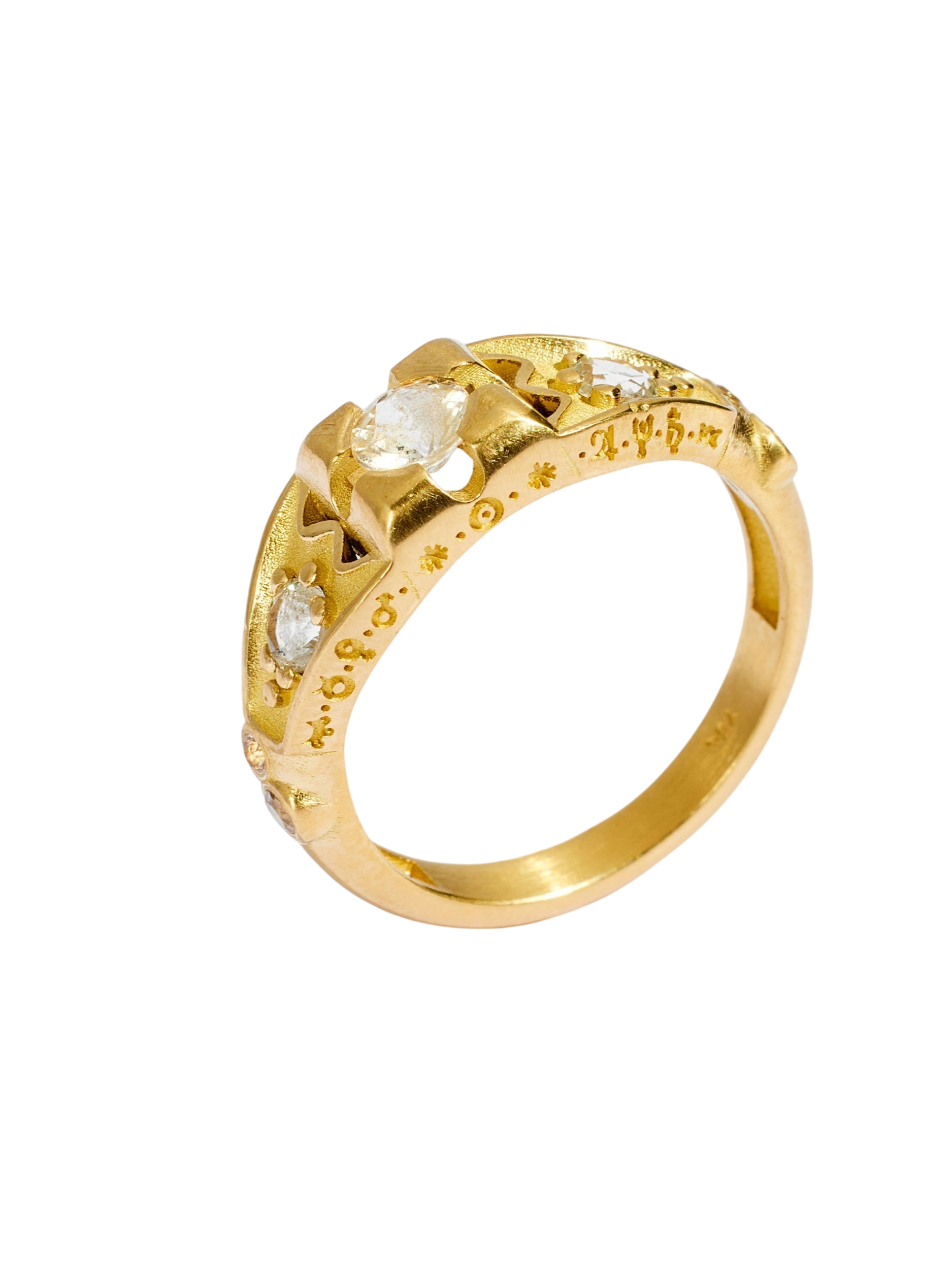 Magico ring in white sapphires