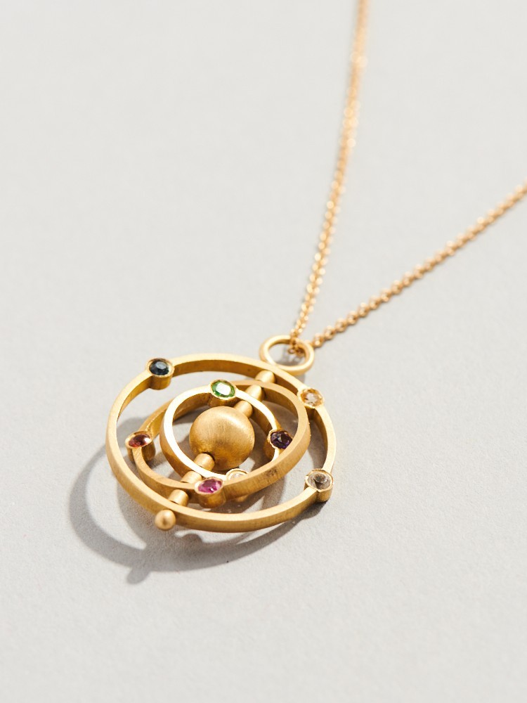 Orbit pendant