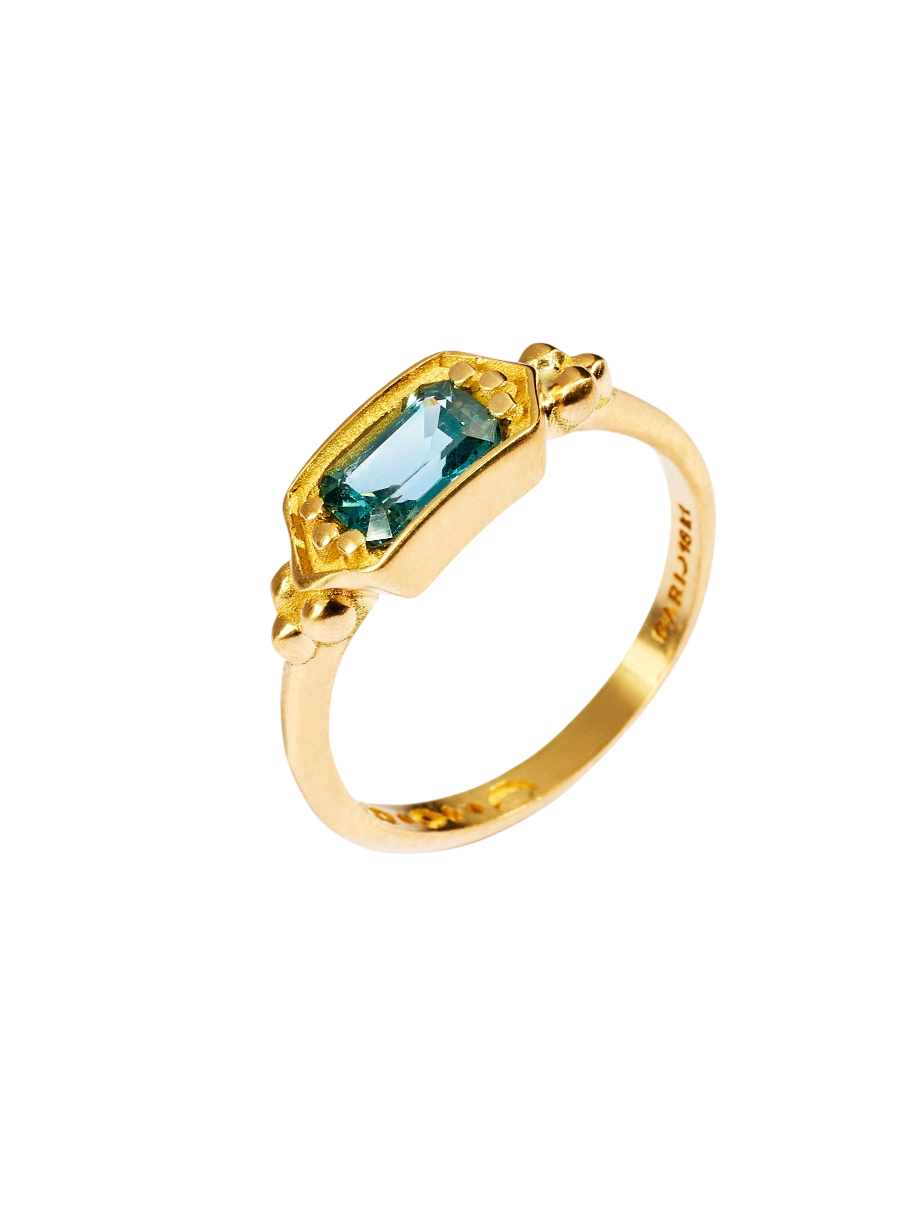 Pithos ring in topaz