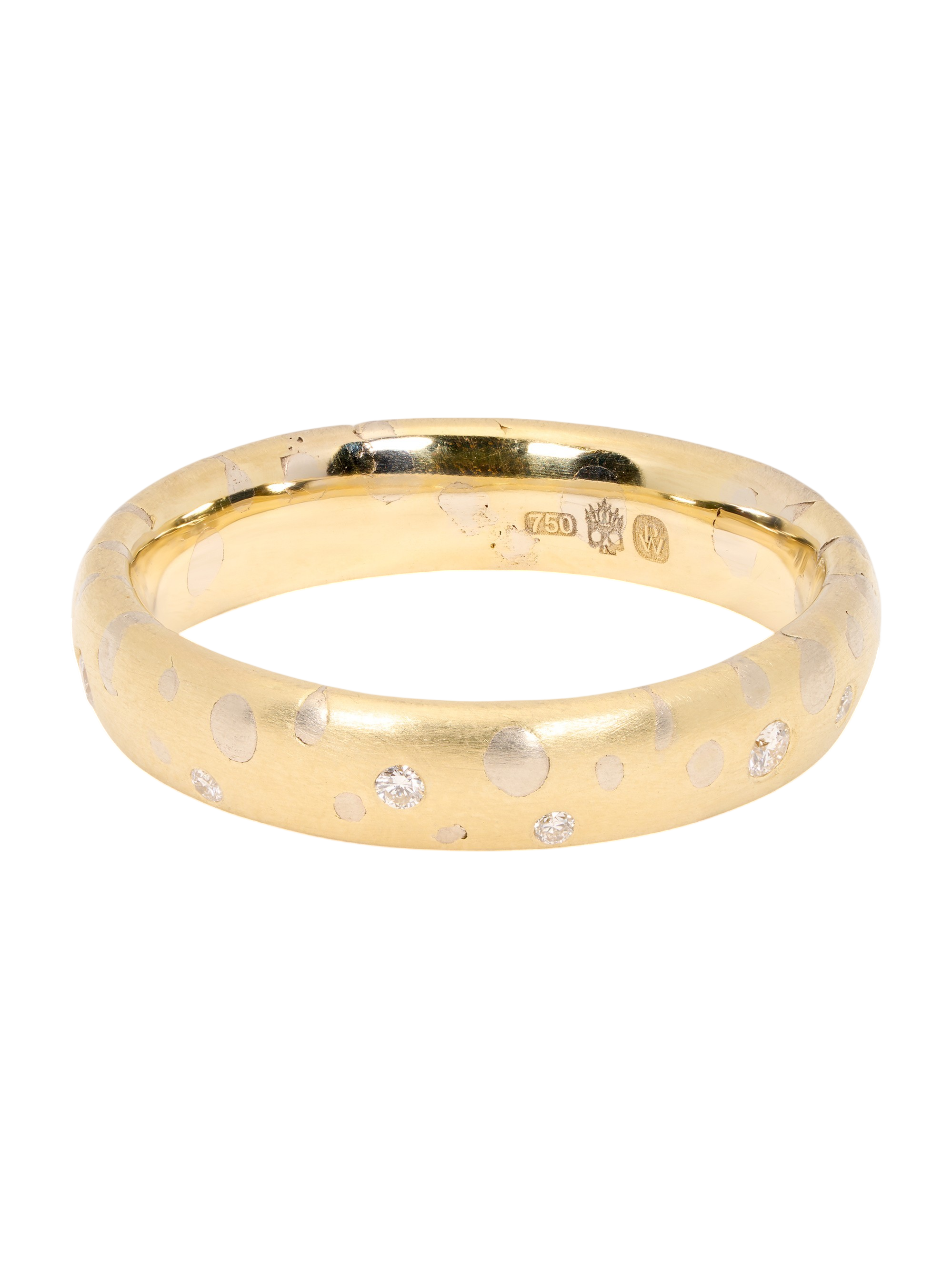 White Grain Ring with Diamonds photo