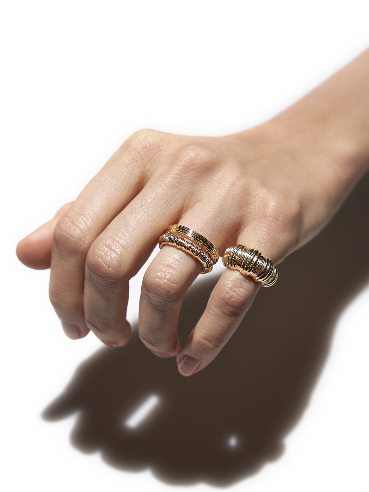 Chubby vertical textured ring