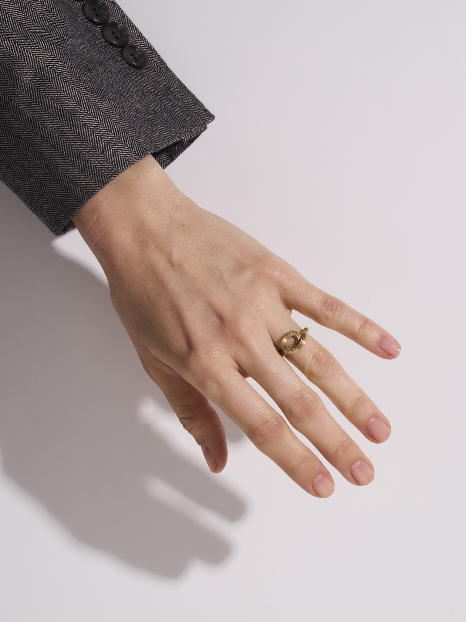 Wave ring