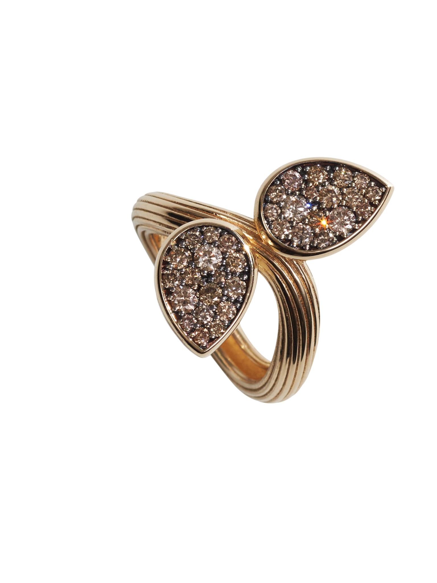 Double pear head cognac diamonds ring