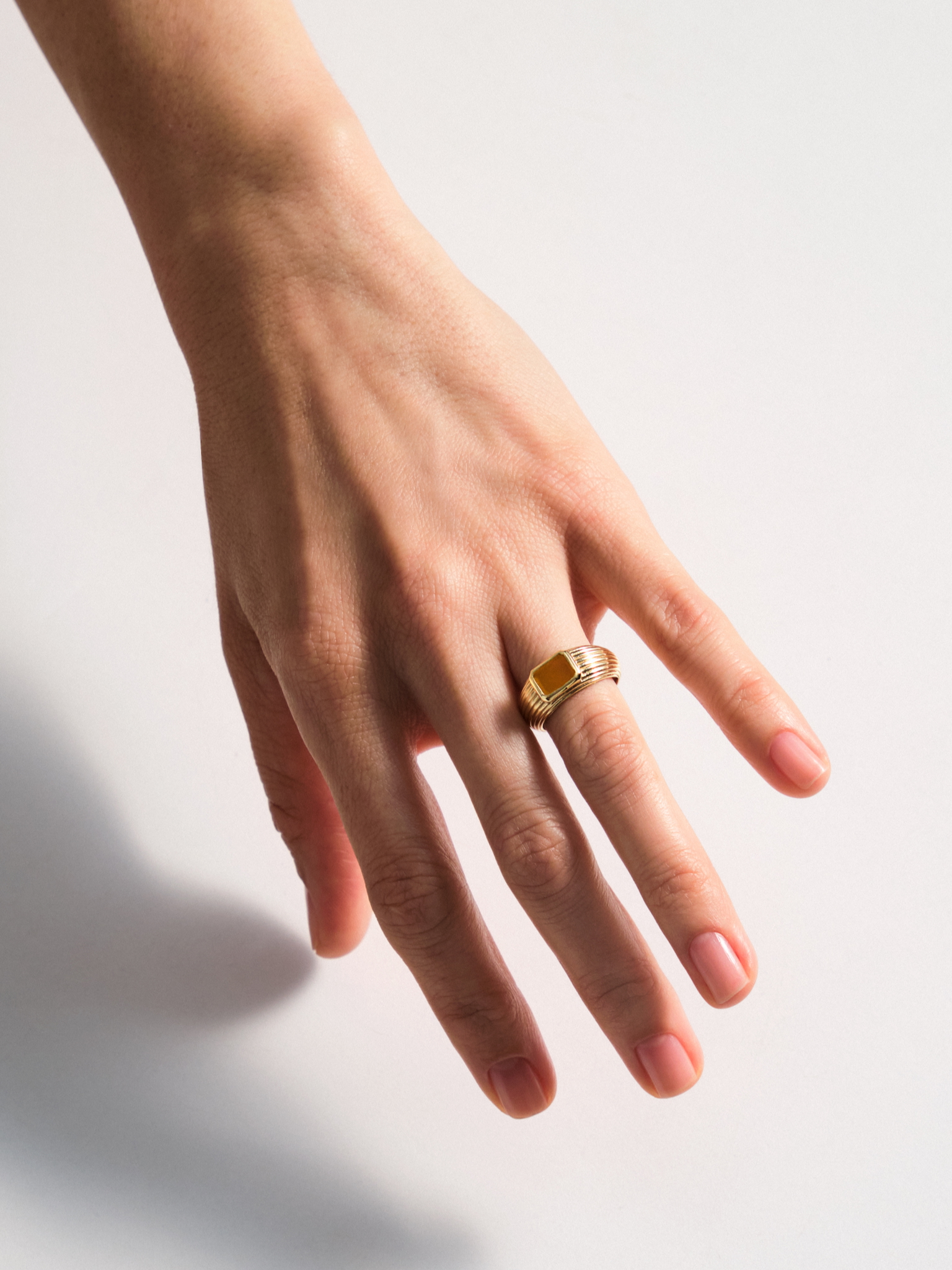 Chubby yellow agate ring
