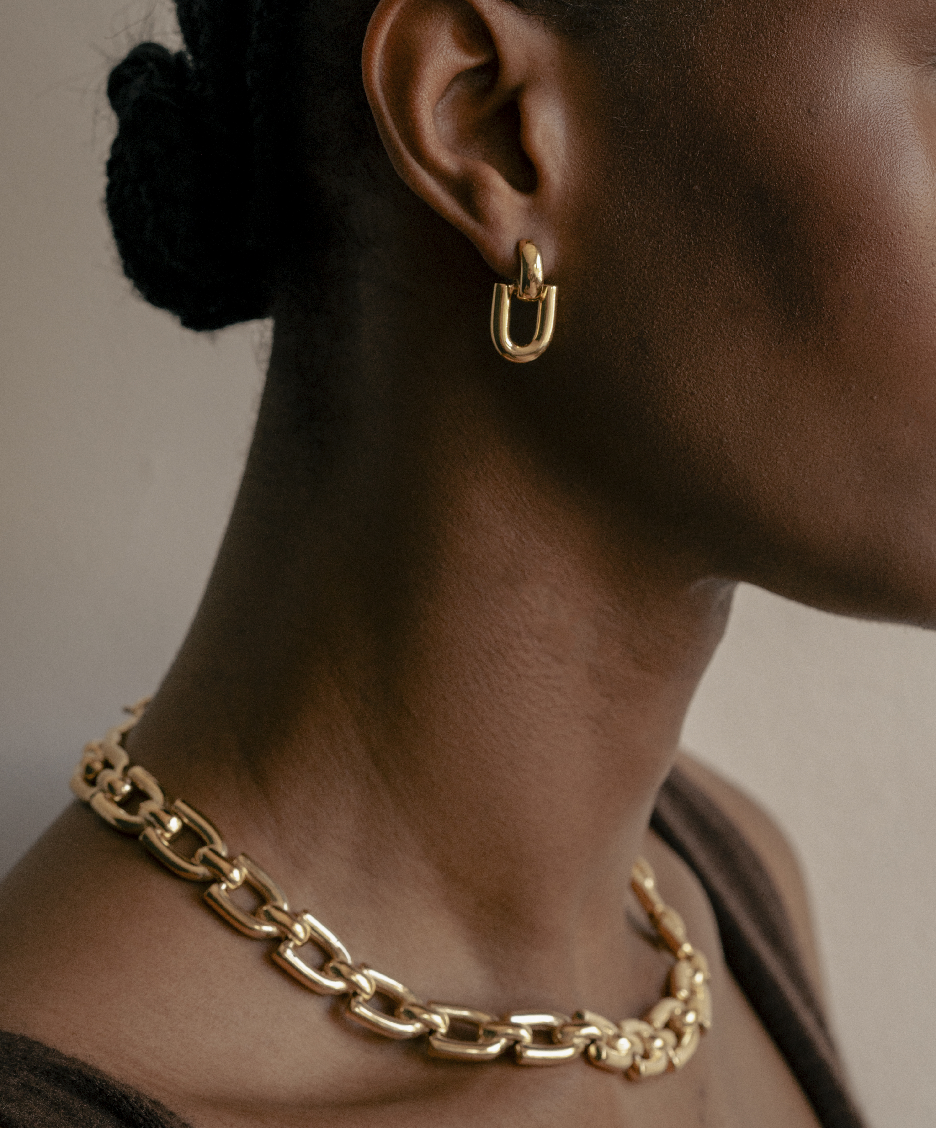 Uma hoop earrings