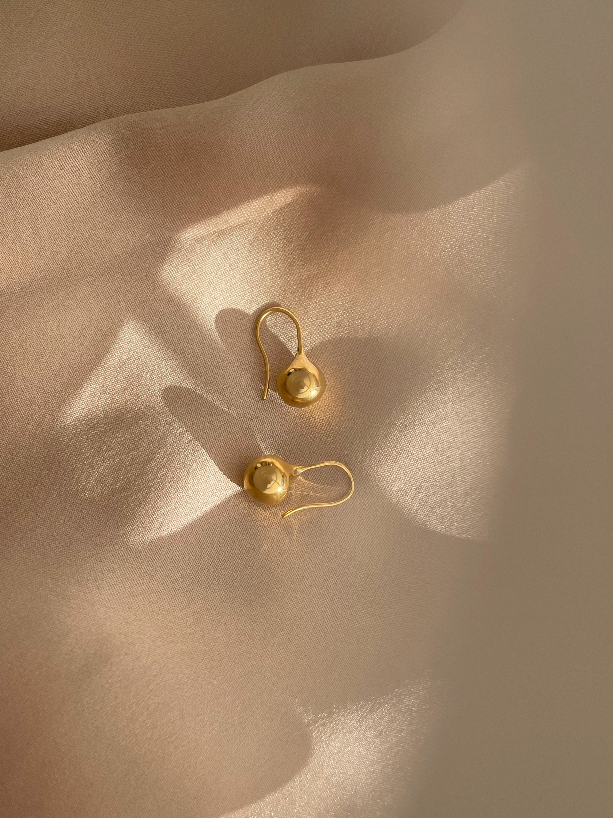 Sintra ball drop earrings in gold vermeil