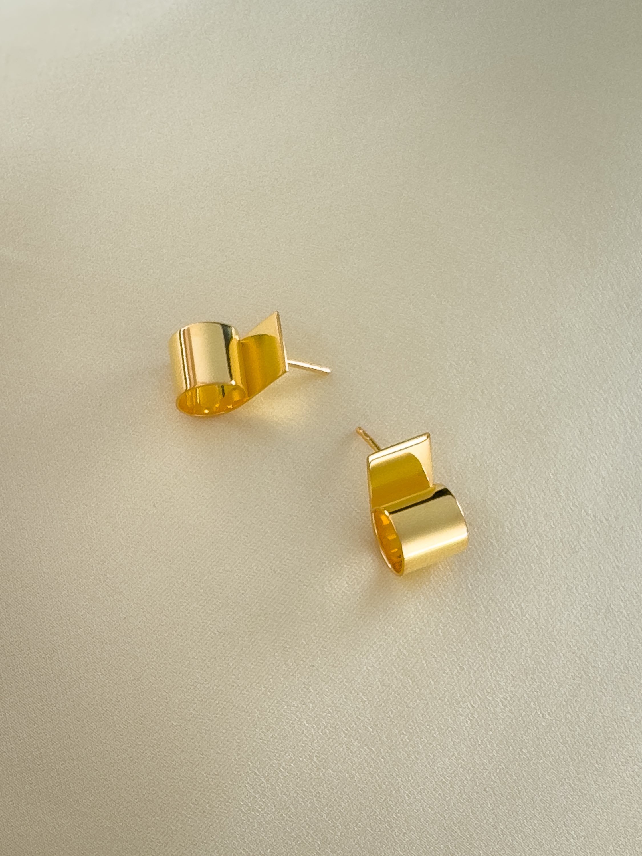Cut Earrings Gold