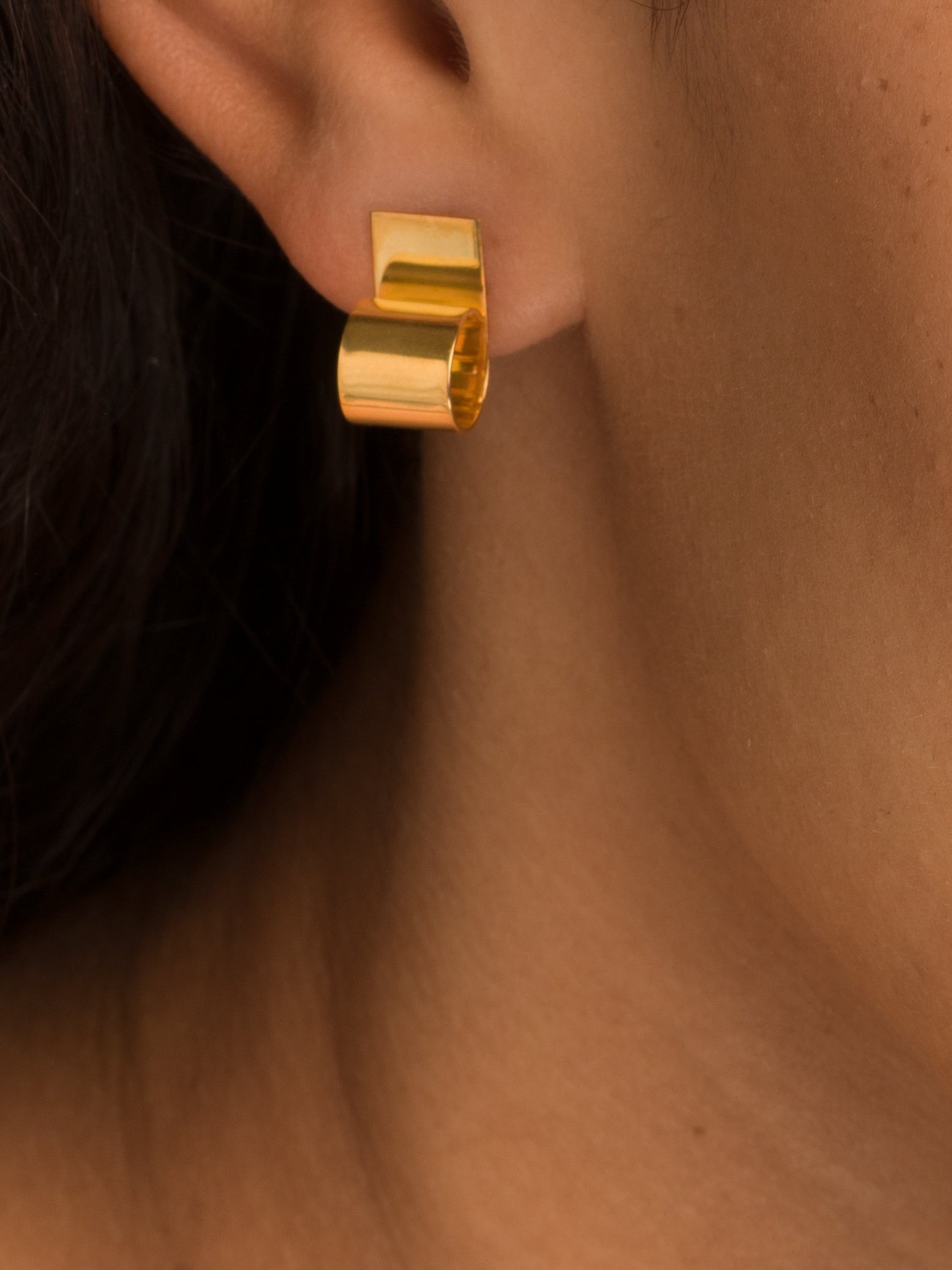 Cut Earrings Gold