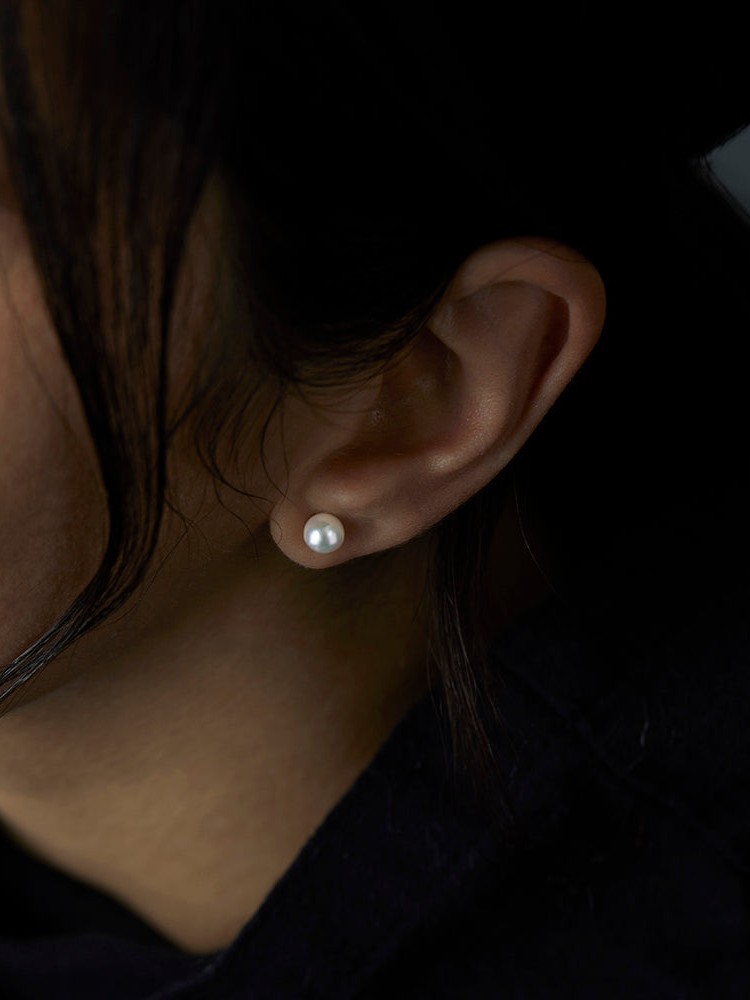 6mm Akoya Pearl Studs