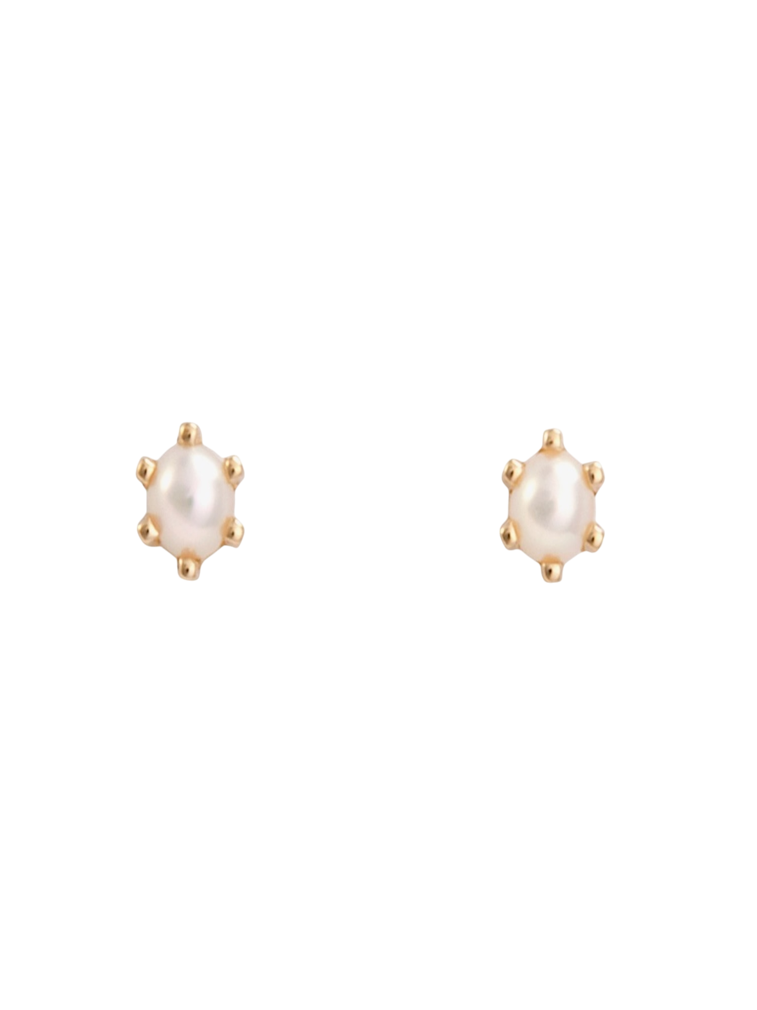 Baby birthstone pearl studs